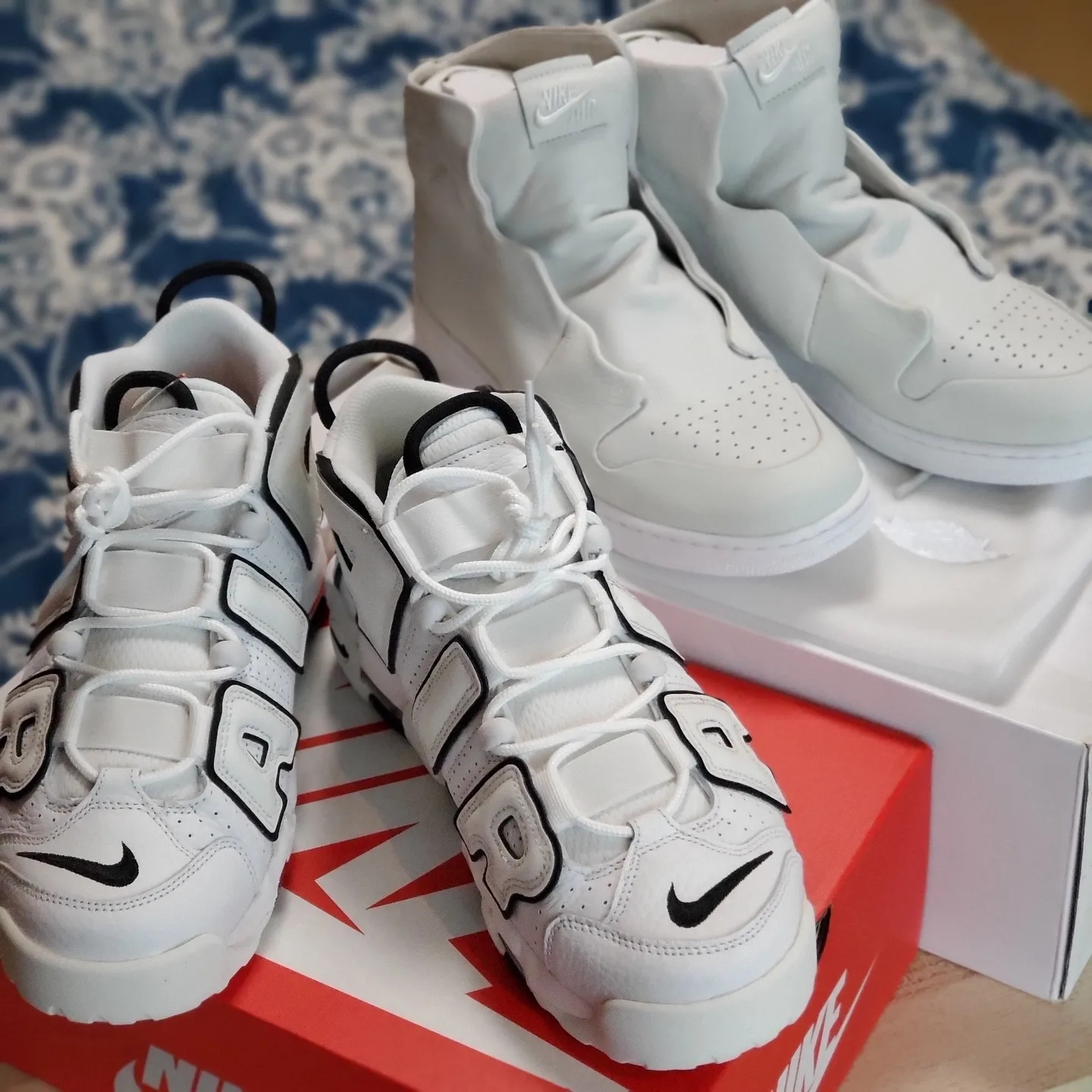 (W) Nike Air More Uptempo Summit White 착용 스타일 - 2