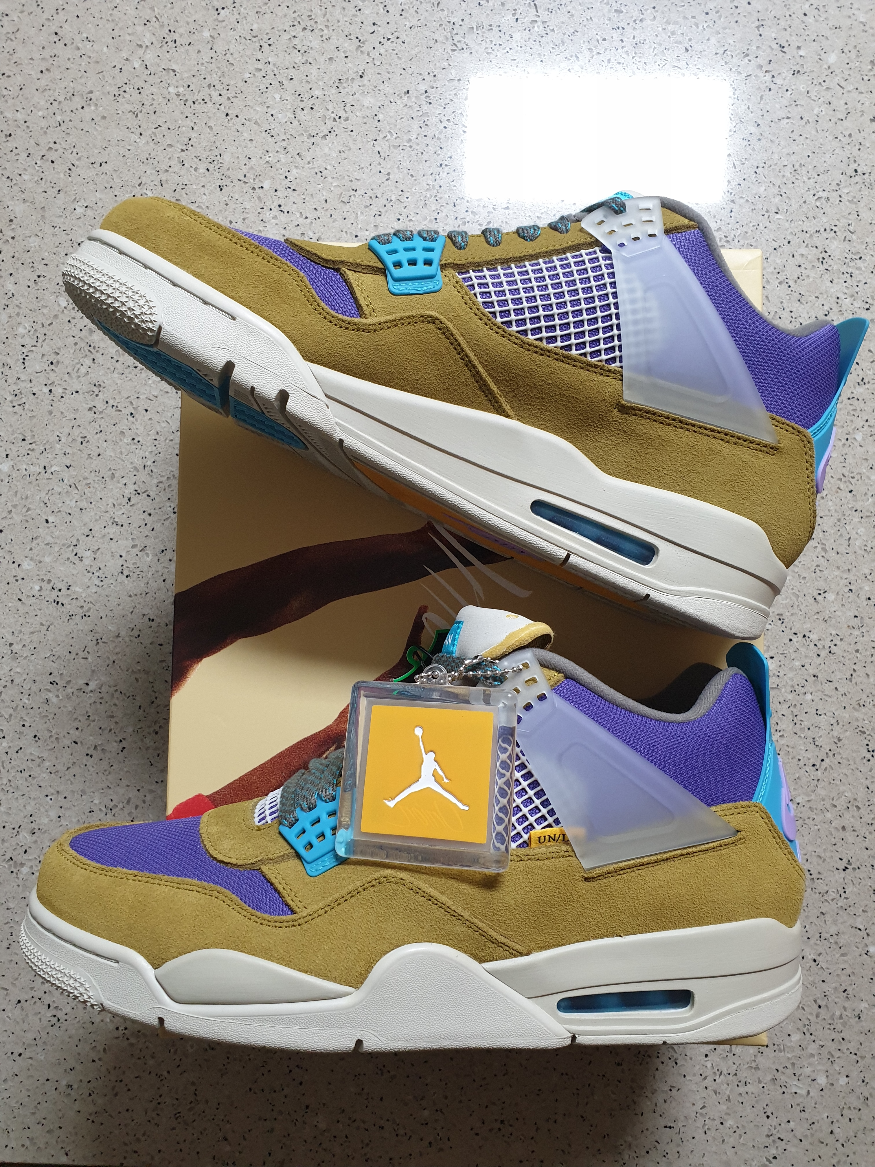 Jordan 4 x Union Retro SP Desert Moss 착용 스타일 - 2