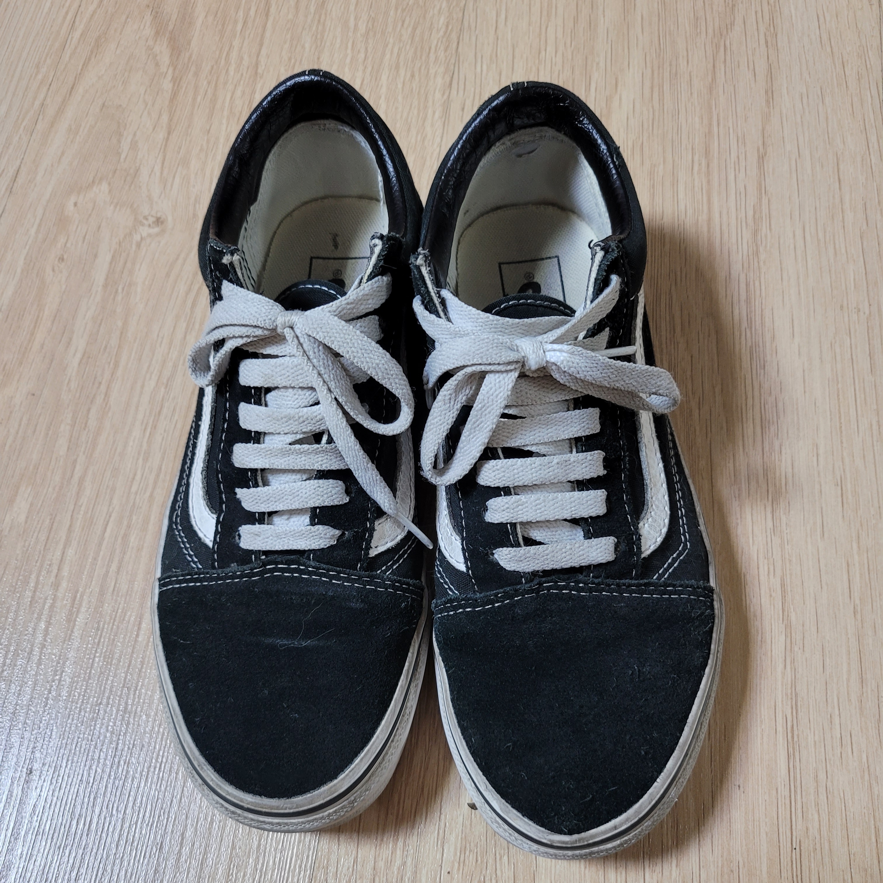 Vans Vault OG Old Skool LX Black 착용 스타일 - 3