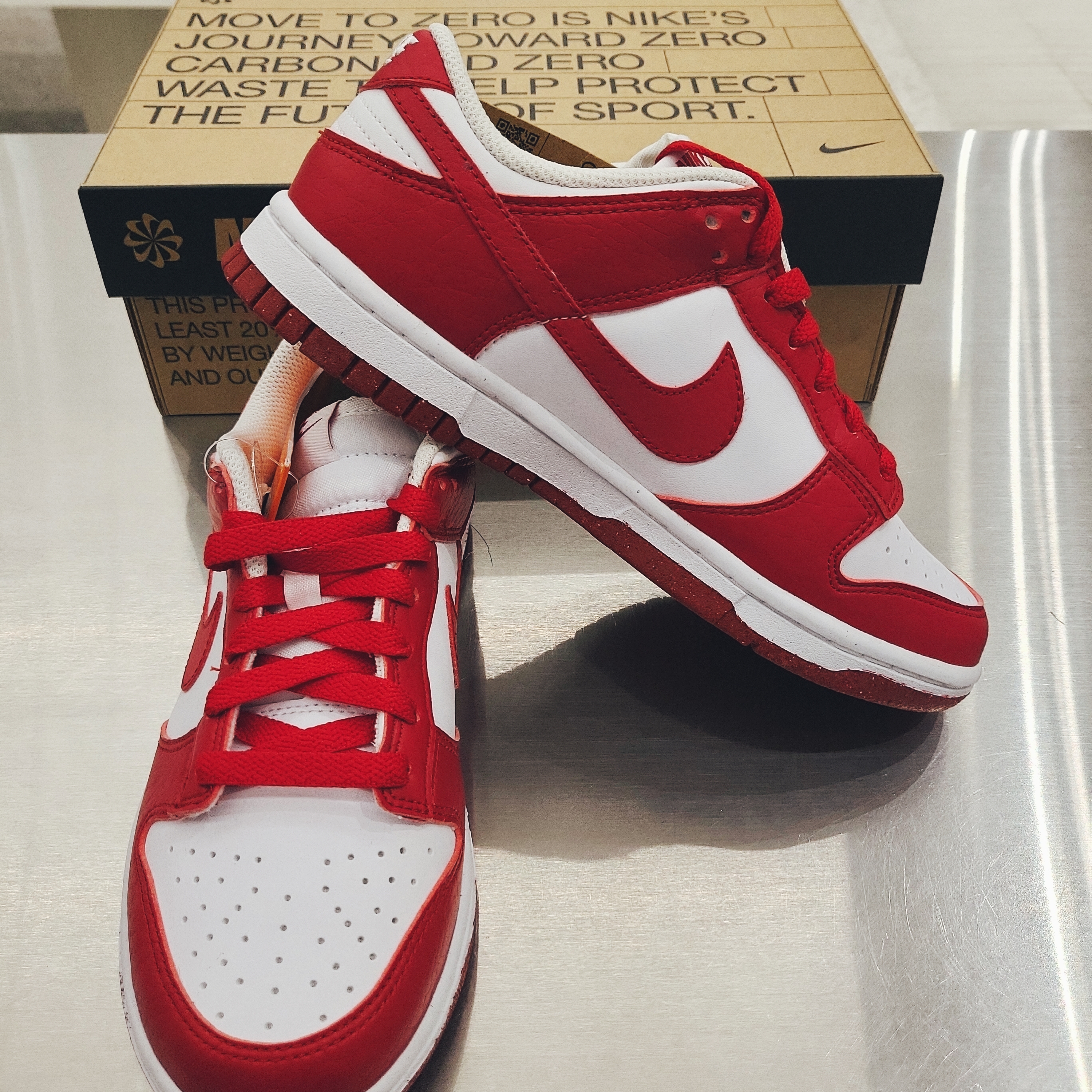 (W) Nike Dunk Low Next Nature Gym Red 착용 스타일