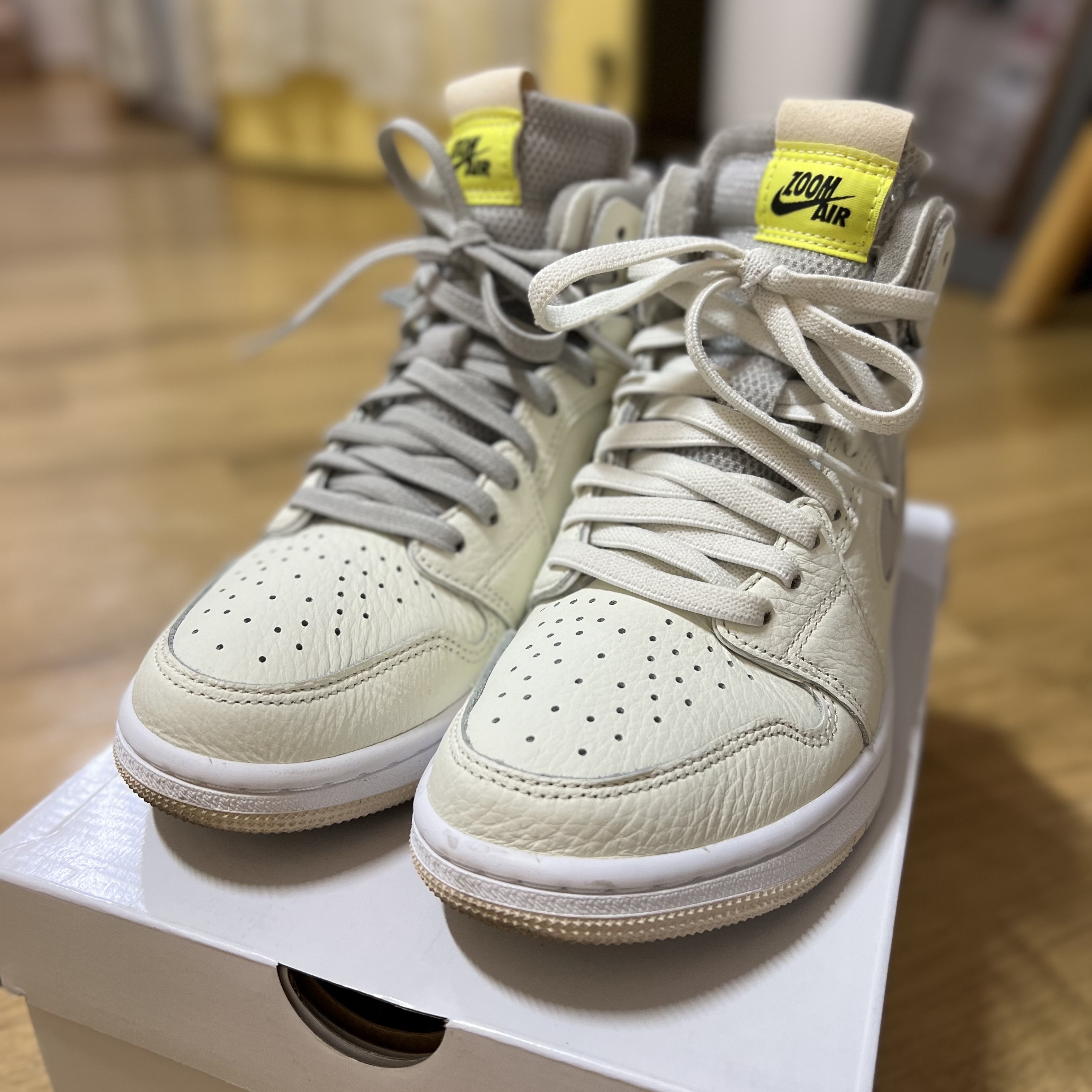(W) Jordan 1 Zoom Air CMFT Sail 착용 스타일 - 2