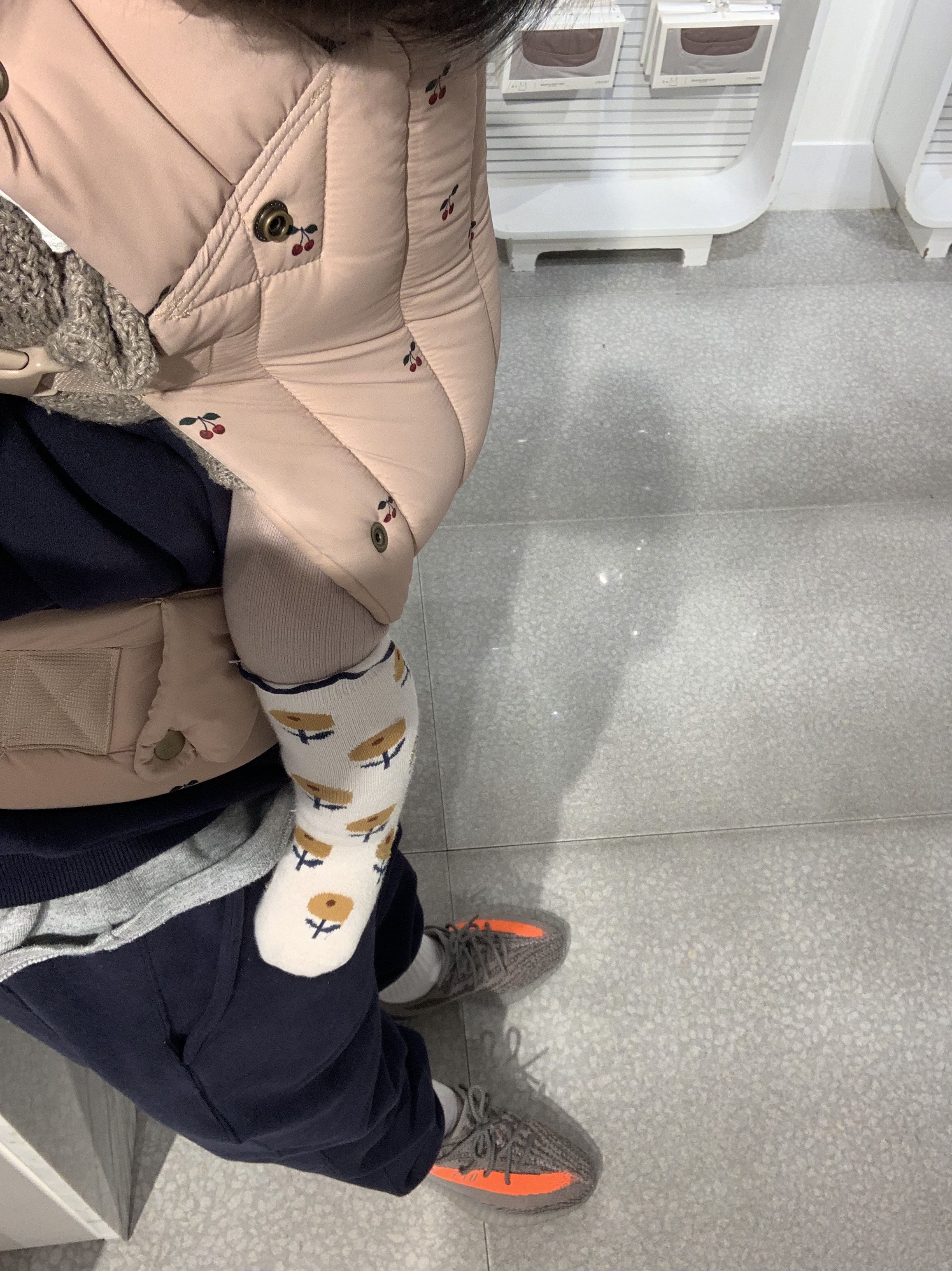 Adidas Yeezy Boost 350 V2 Beluga - Reflective 착용 스타일