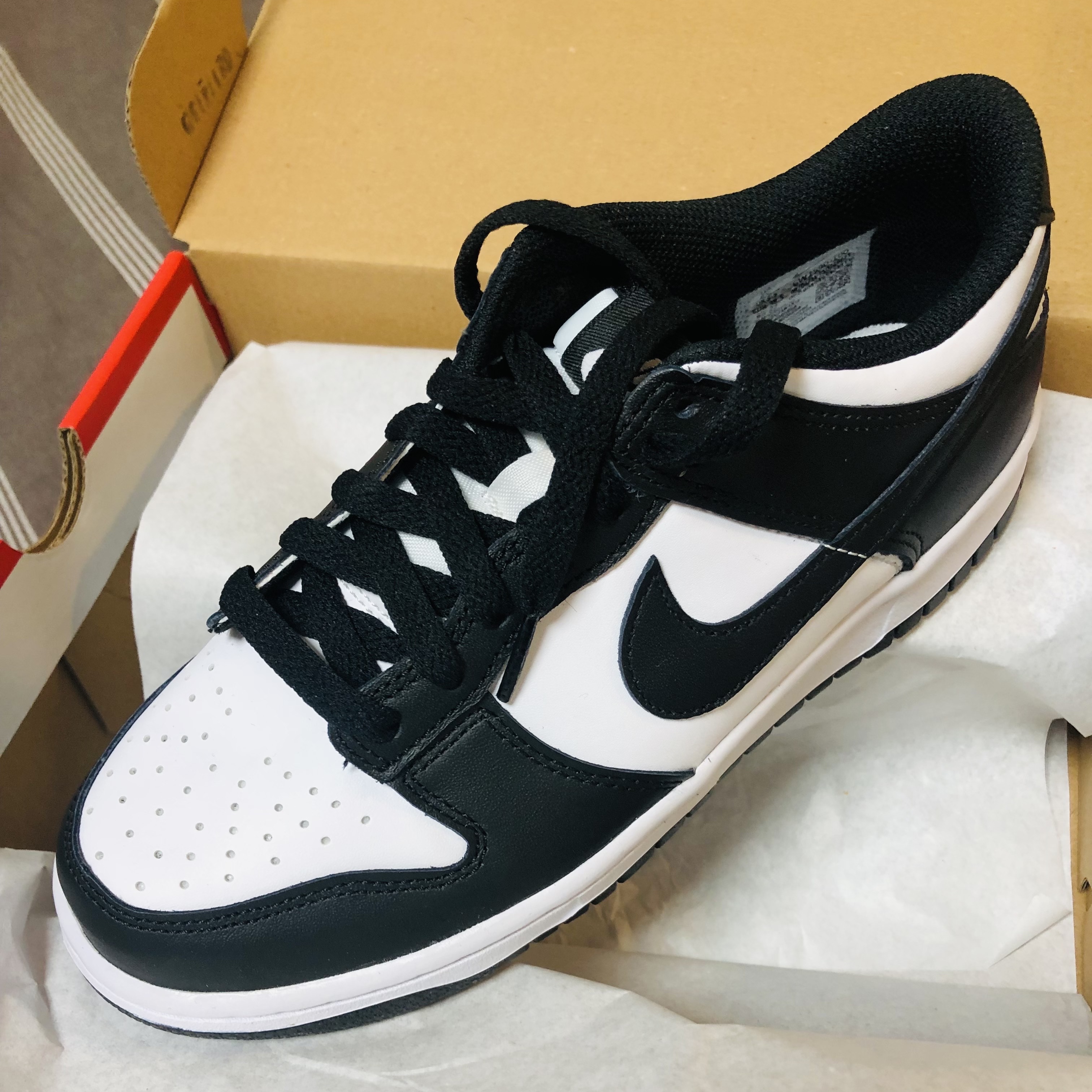 Nike Dunk Low Retro Black, (GS) Nike Dunk Low Black 착용 스타일 - 2
