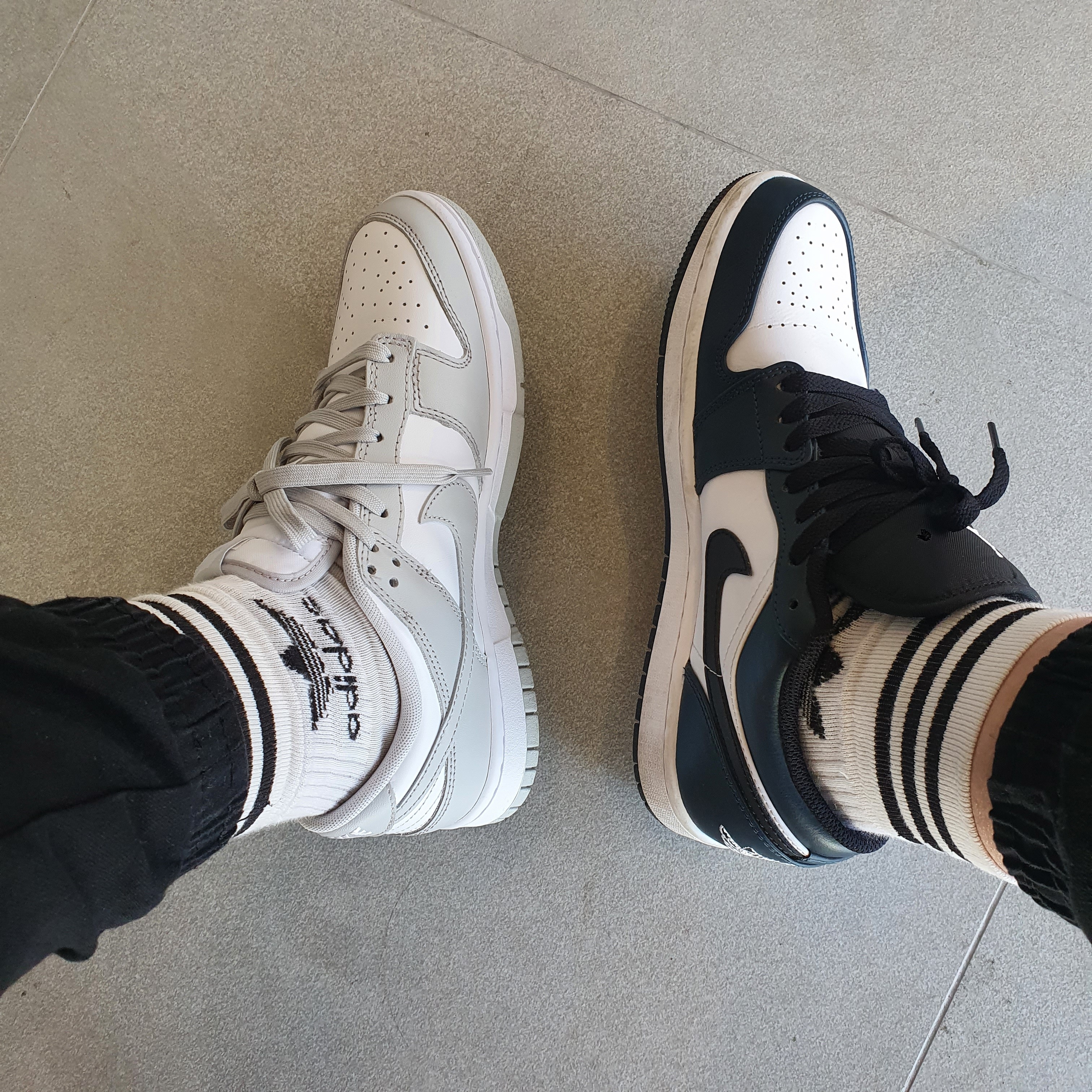 Nike Dunk Low Retro Grey Fog, Jordan 1 Low Dark Teal 착용 스타일 - 2