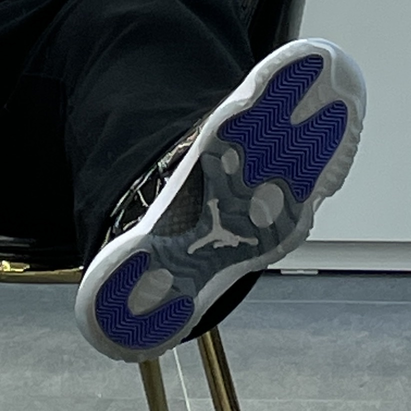 Jordan 11 Retro Concord 2018, Supreme Bandana Tarp Large Duffle Bag Black - 21SS 착용 스타일 - 4
