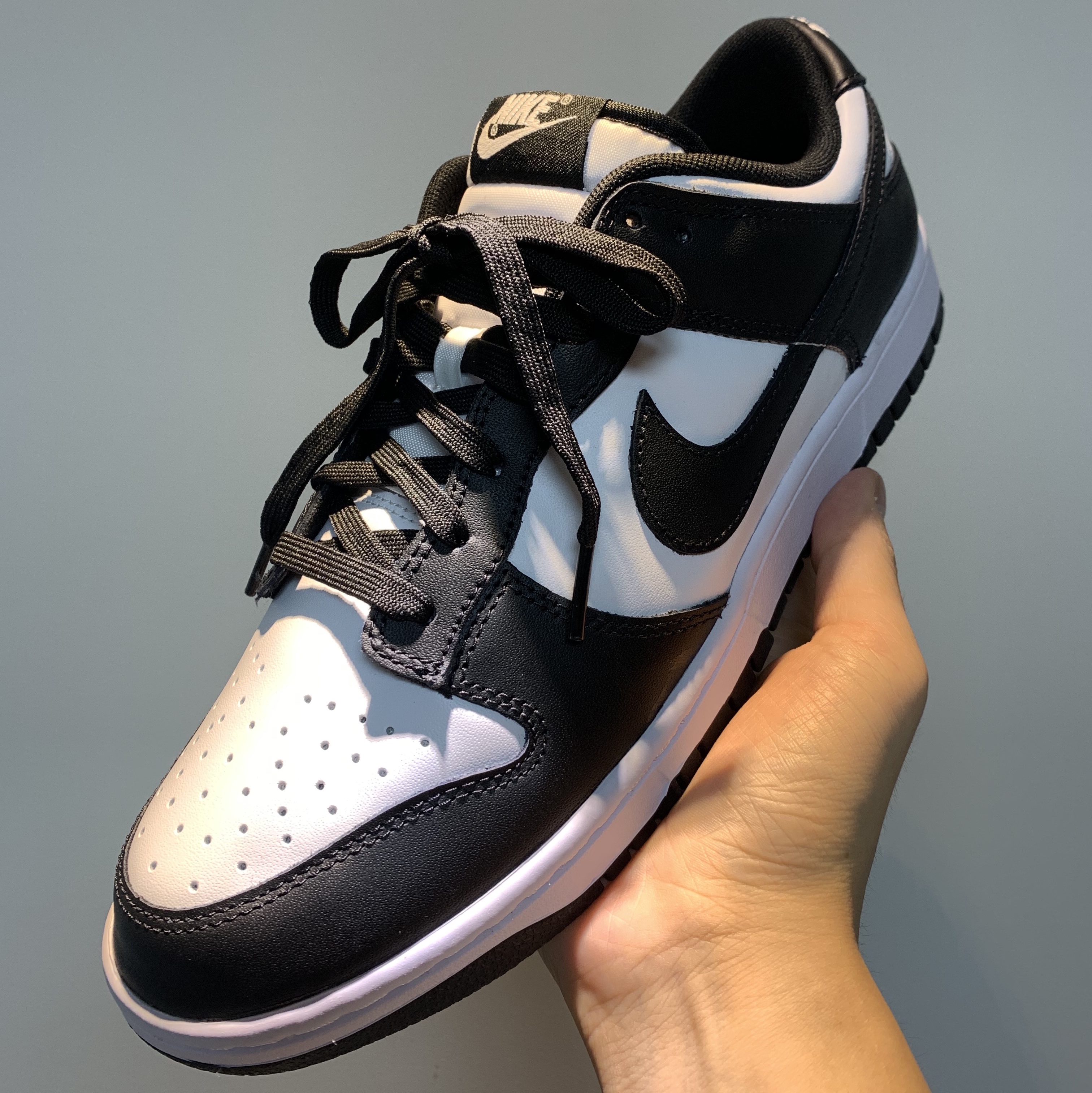 Nike Dunk Low Retro Black 착용 스타일