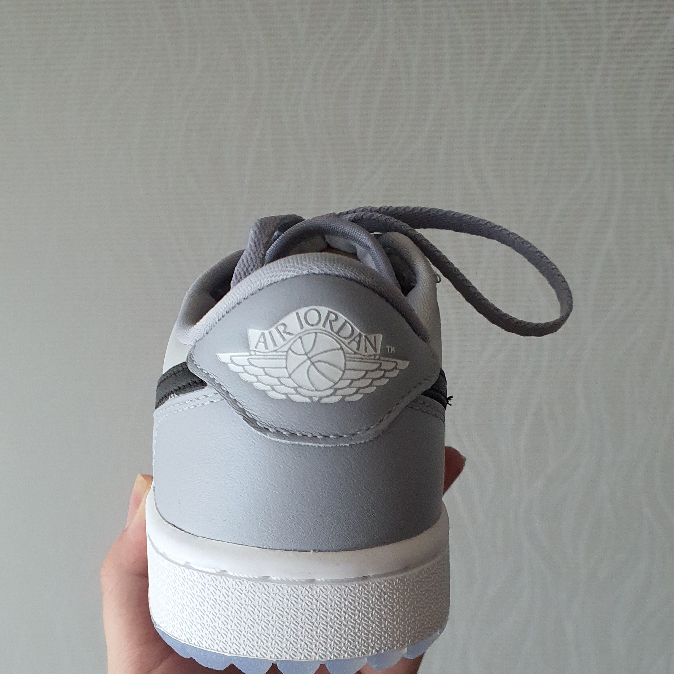 Jordan 1 Low Golf Wolf Grey, Jordan 1 Low Golf Triple White 착용 스타일 - 3