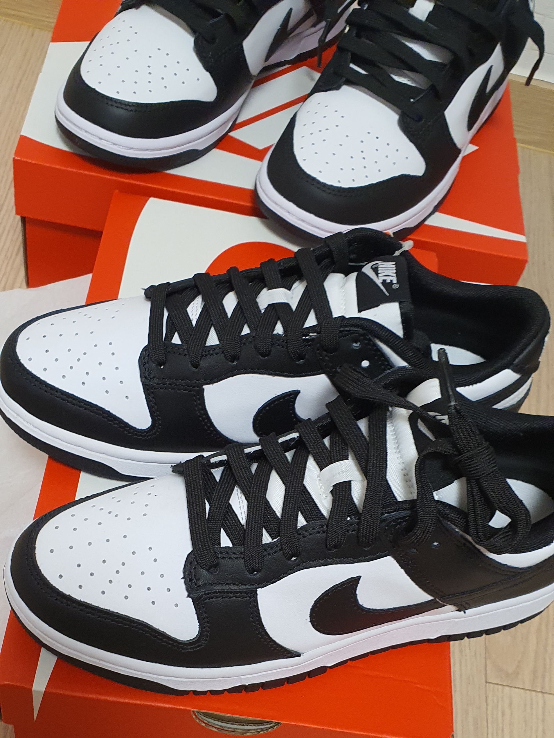 Nike Dunk Low Retro Black 착용 스타일