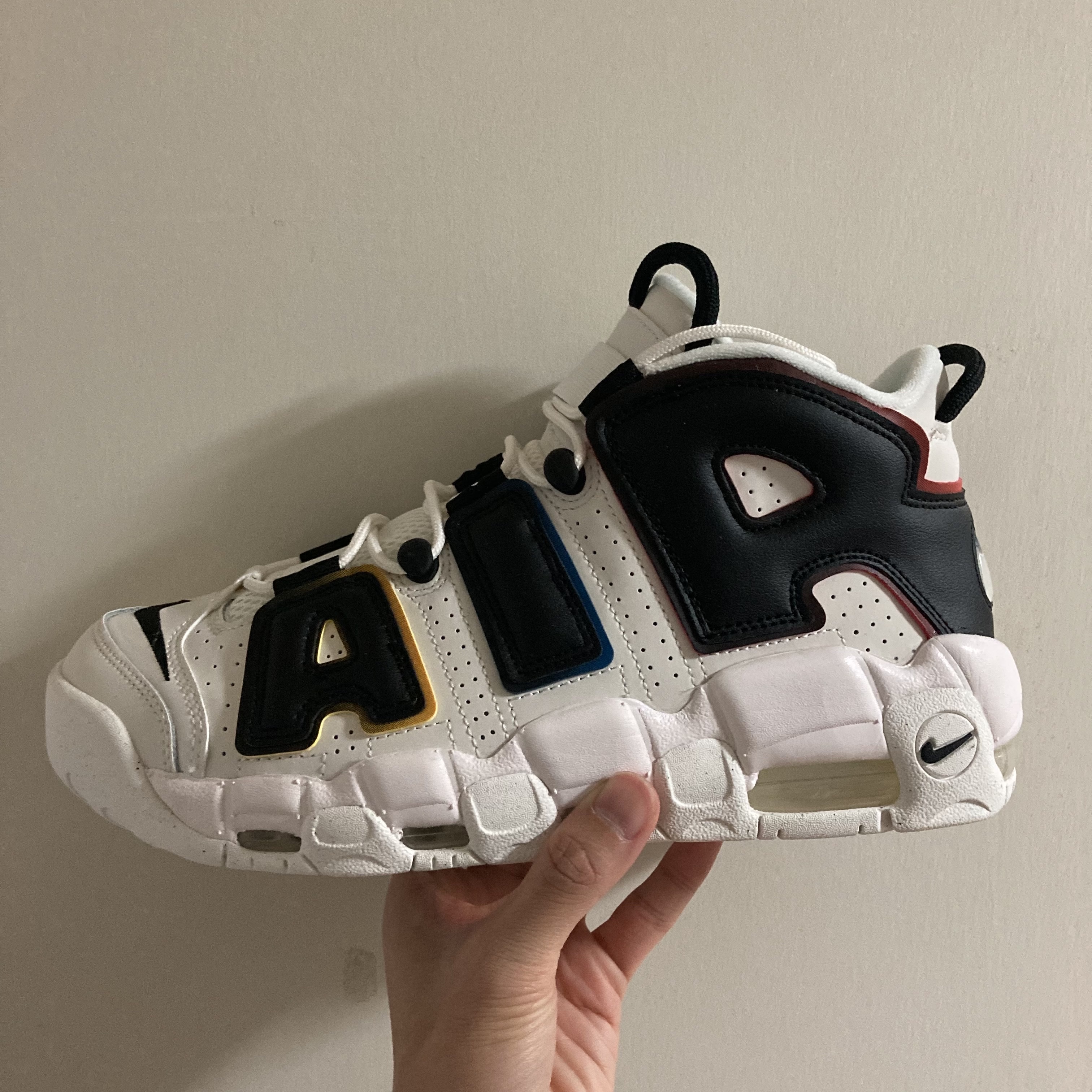 Nike Air More Uptempo 96 Trading Cards 착용 스타일
