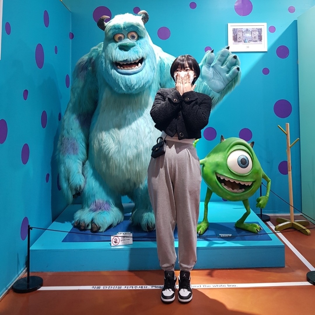 (GS) Jordan 1 Low Black Particle Grey 착용 스타일