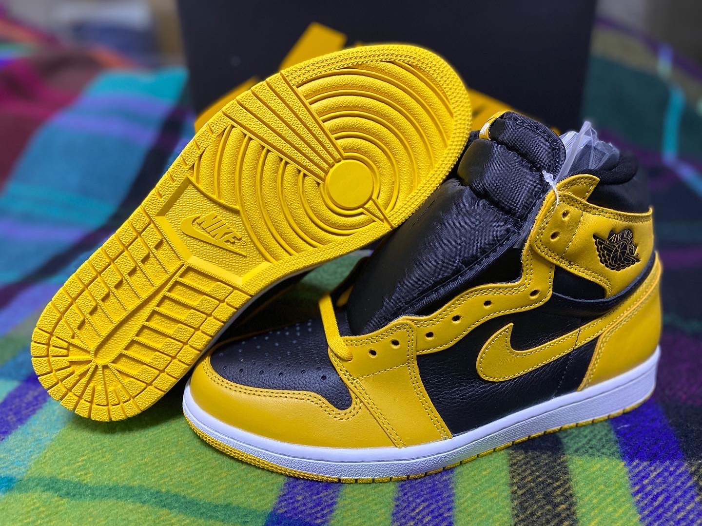 Jordan 1 Retro High OG Pollen 착용 스타일 - 3