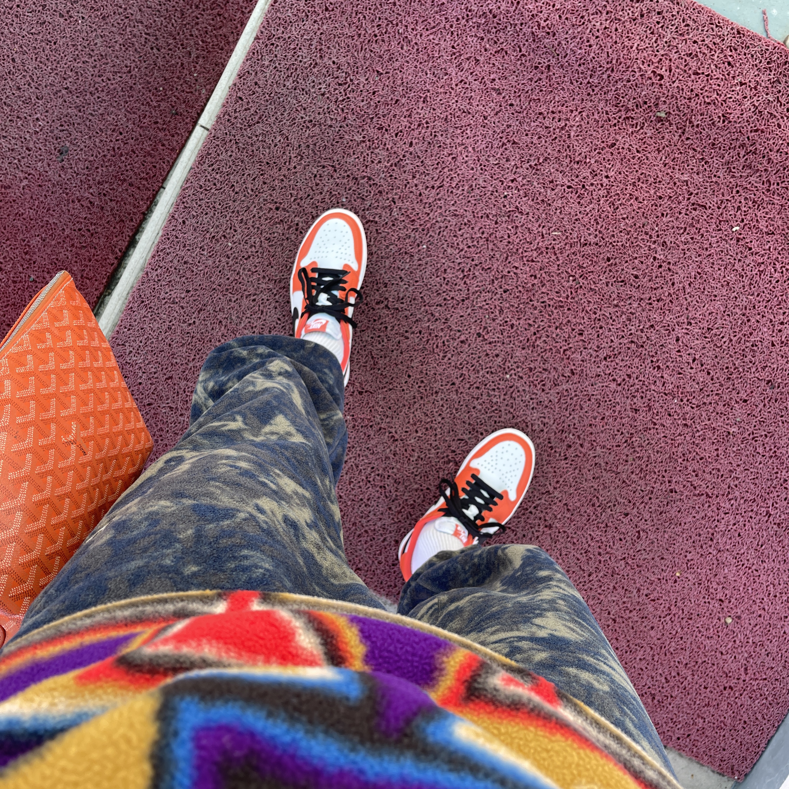 Jordan 1 Low OG Starfish 착용 스타일