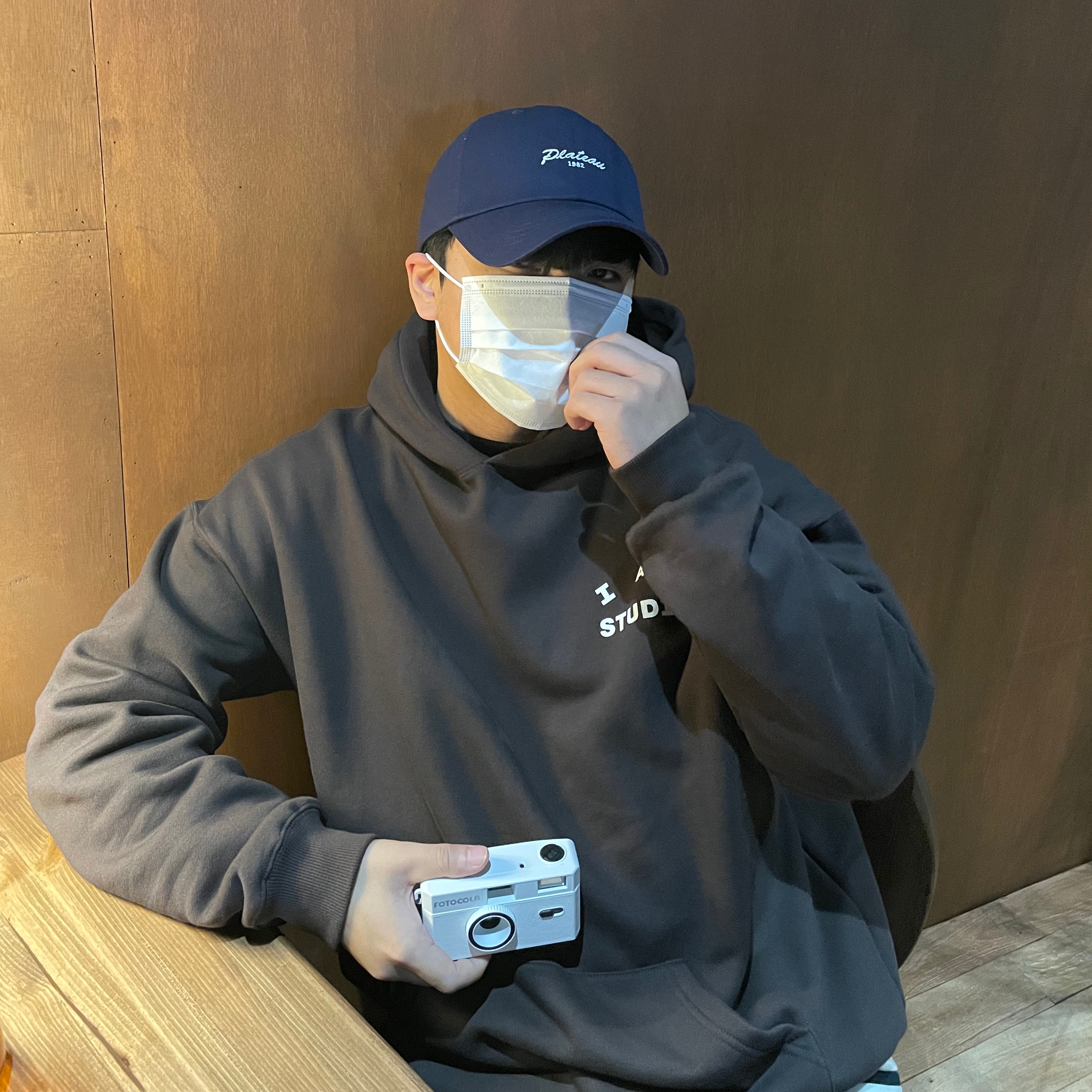 IAB Studio Hoodie Brown, New Balance 990vs3 Made in USA Grey - D Standard 착용 스타일 - 2