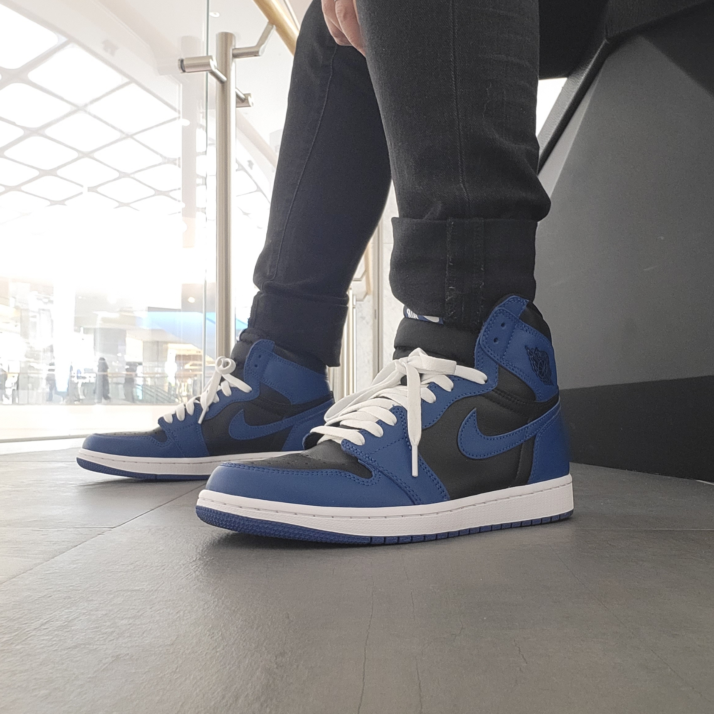 Jordan 1 Retro High OG Dark Marina Blue 착용 스타일