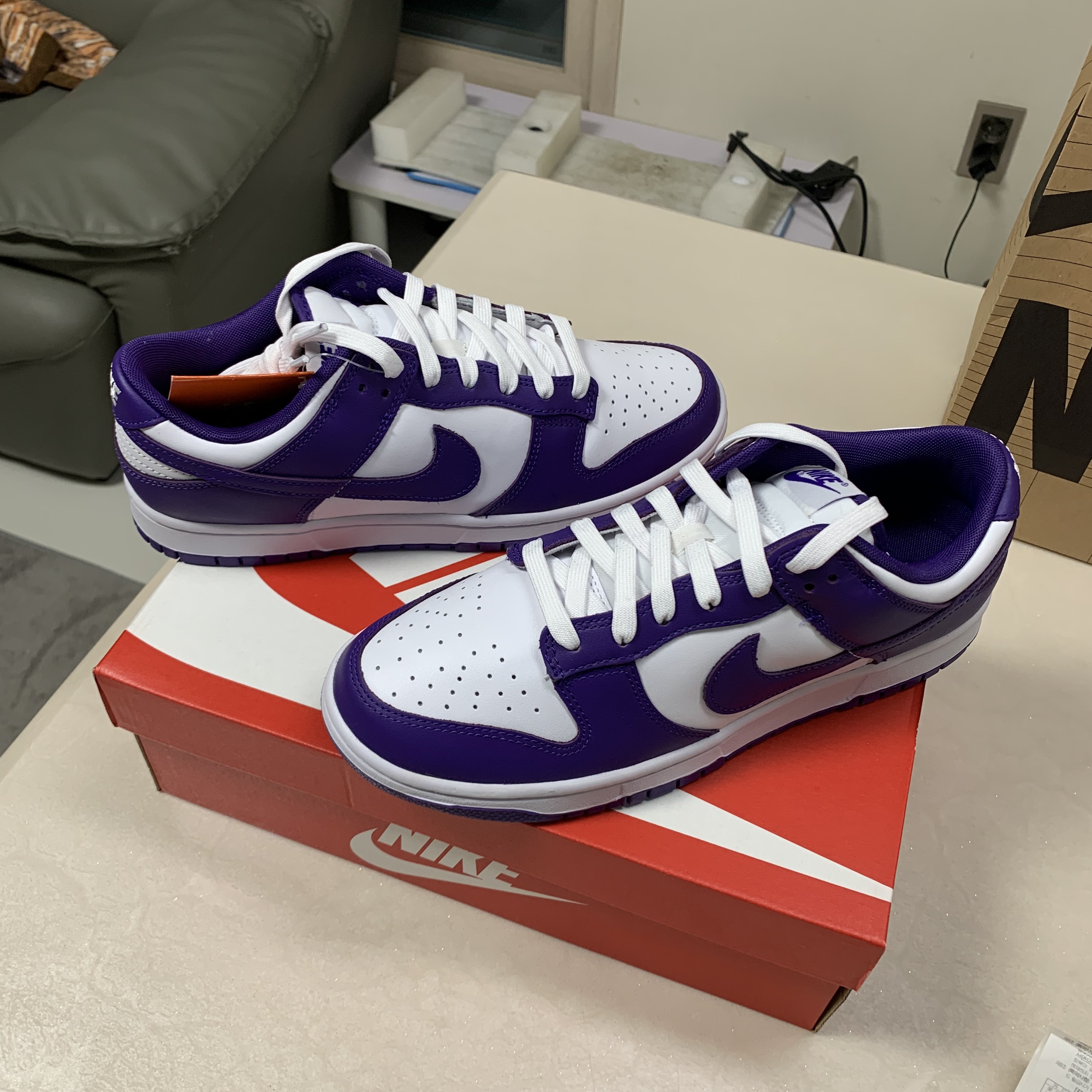 Nike Dunk Low Retro Championship Court Purple 착용 스타일 - 4