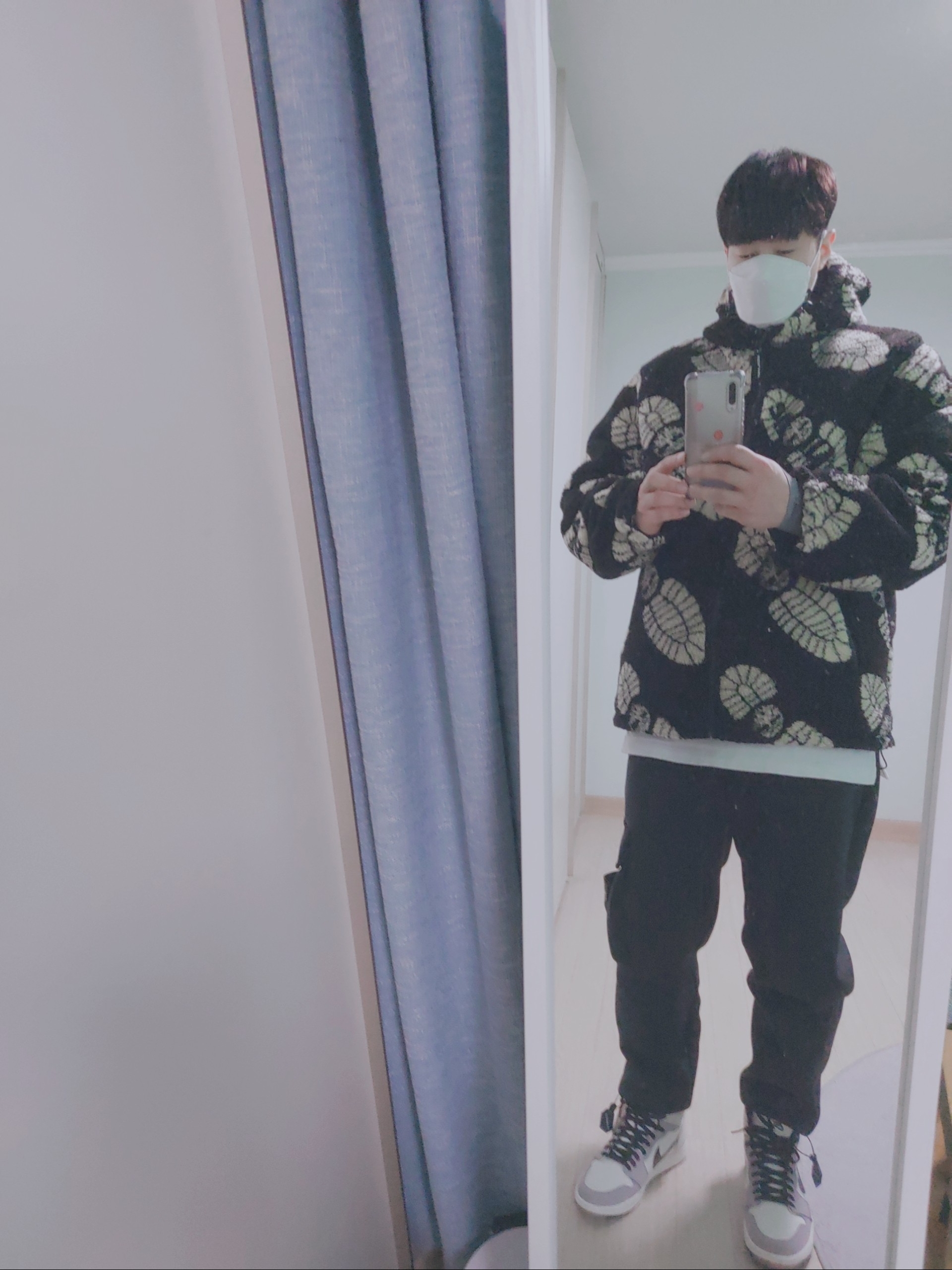 Supreme x Timberland Reversible Ripstop Jacket Black - 21FW, Jordan 1 x Travis Scott x Fragment Retro Low OG SP Military Blue 착용 스타일 - 3