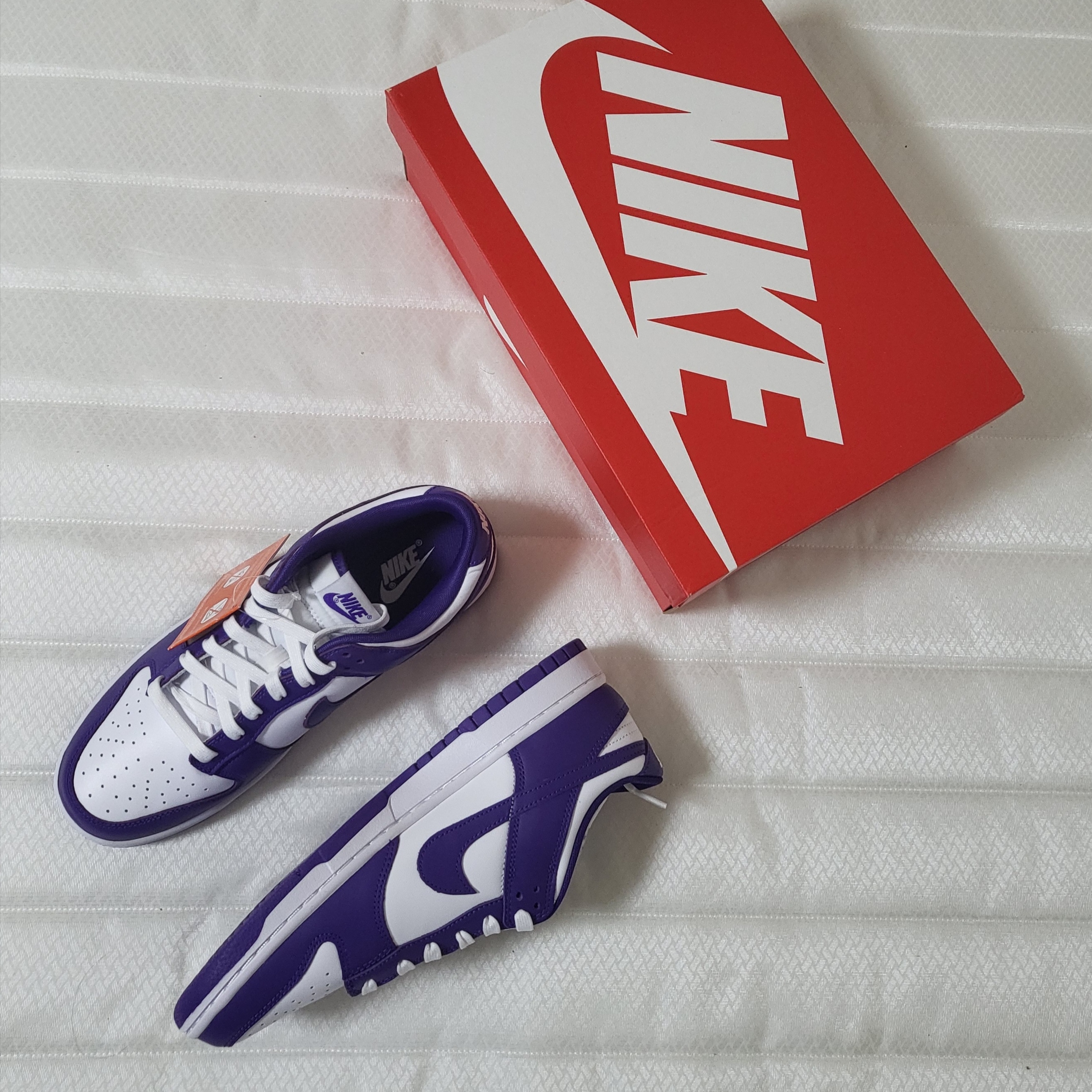 Nike Dunk Low Retro Championship Court Purple 착용 스타일