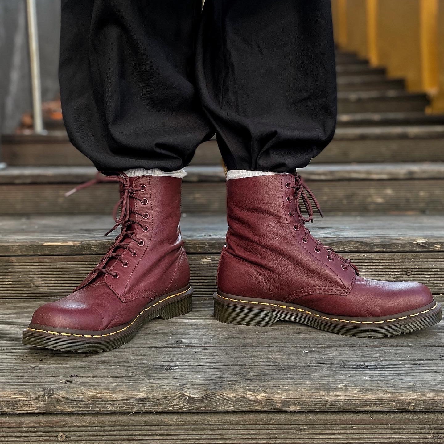 Dr. Martens x Needles 2976 Snaffle Cherry Red Smooth 착용 스타일 - 2