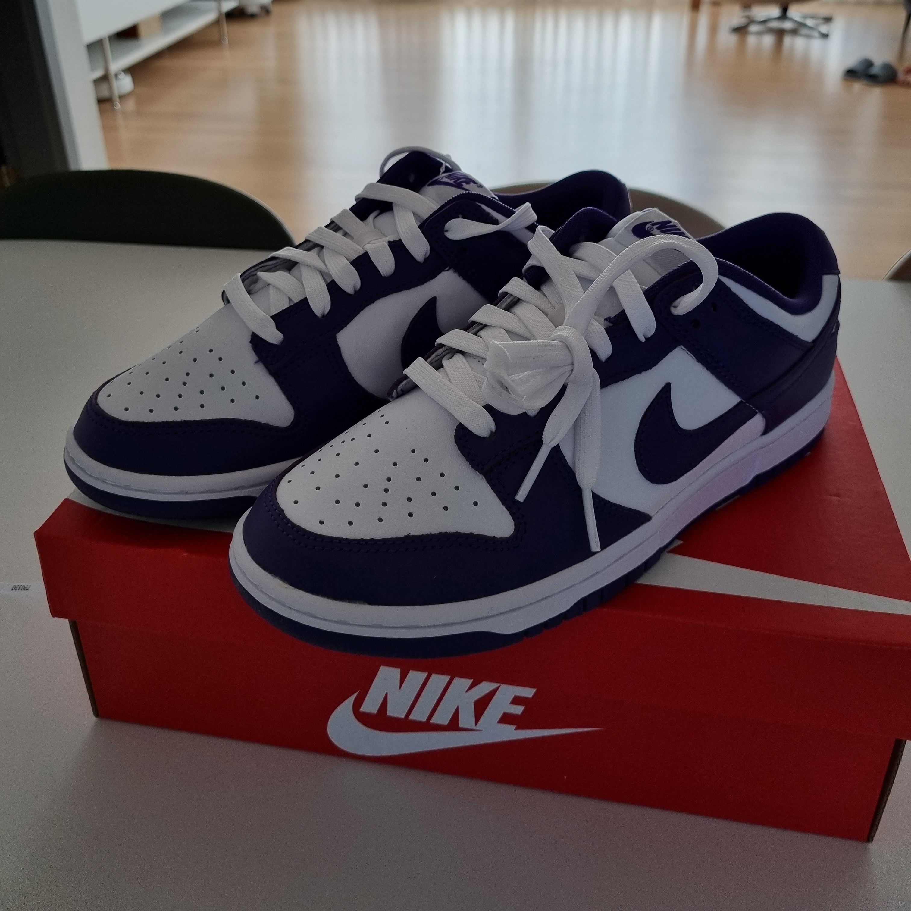 Nike Dunk Low Retro Championship Court Purple 착용 스타일