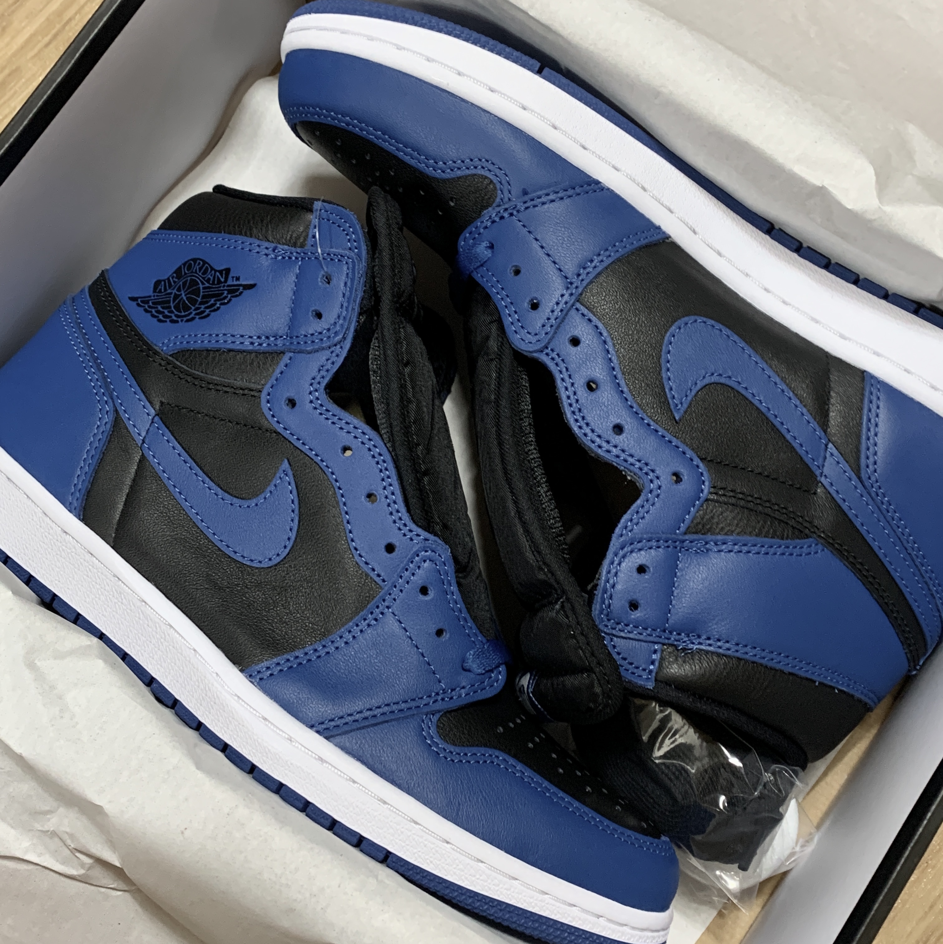 Jordan 1 Retro High OG Dark Marina Blue 착용 스타일