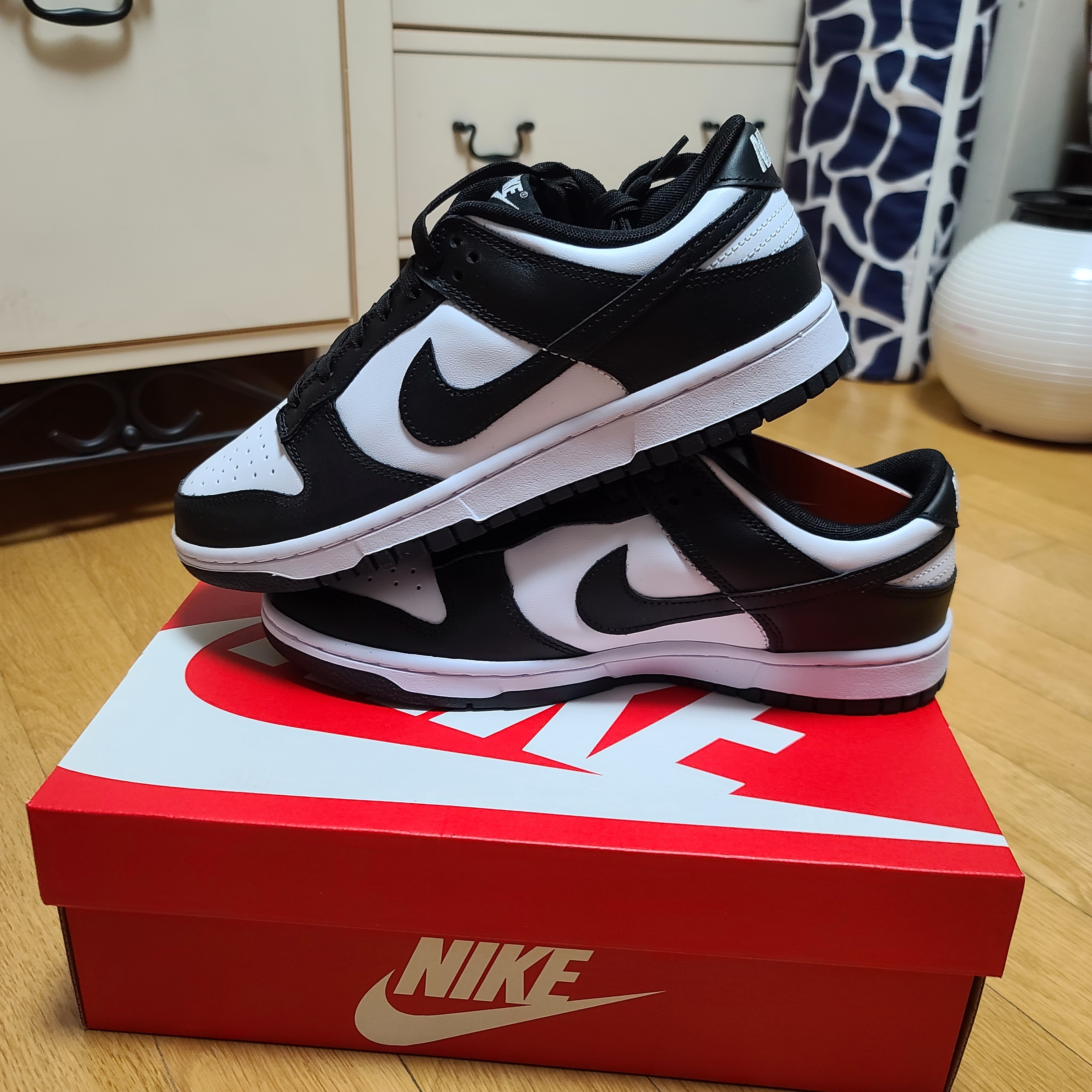 Nike Dunk Low Retro Black 착용 스타일 - 3