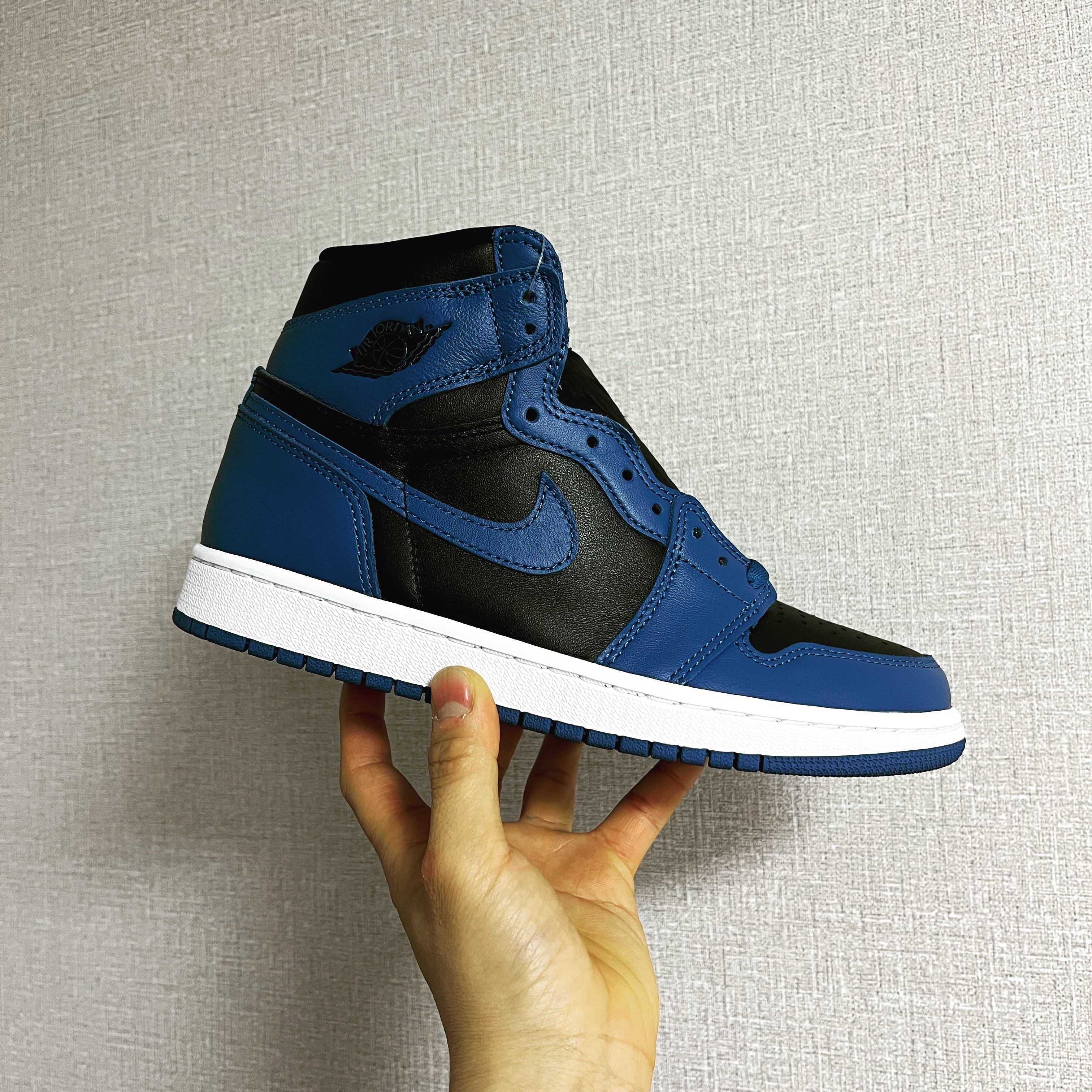 Jordan 1 Retro High OG Dark Marina Blue 착용 스타일