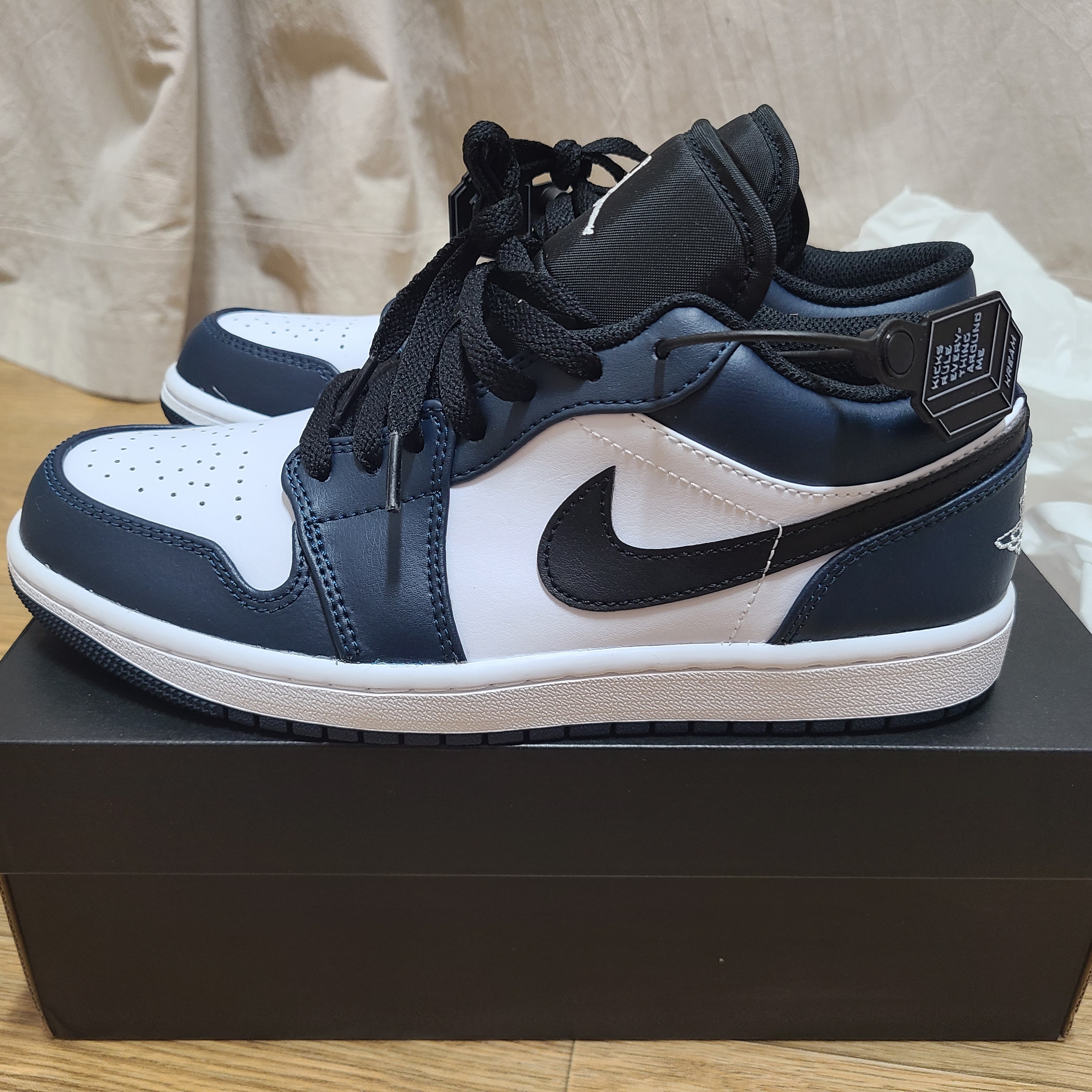 Jordan 1 Low Dark Teal 착용 스타일 - 1