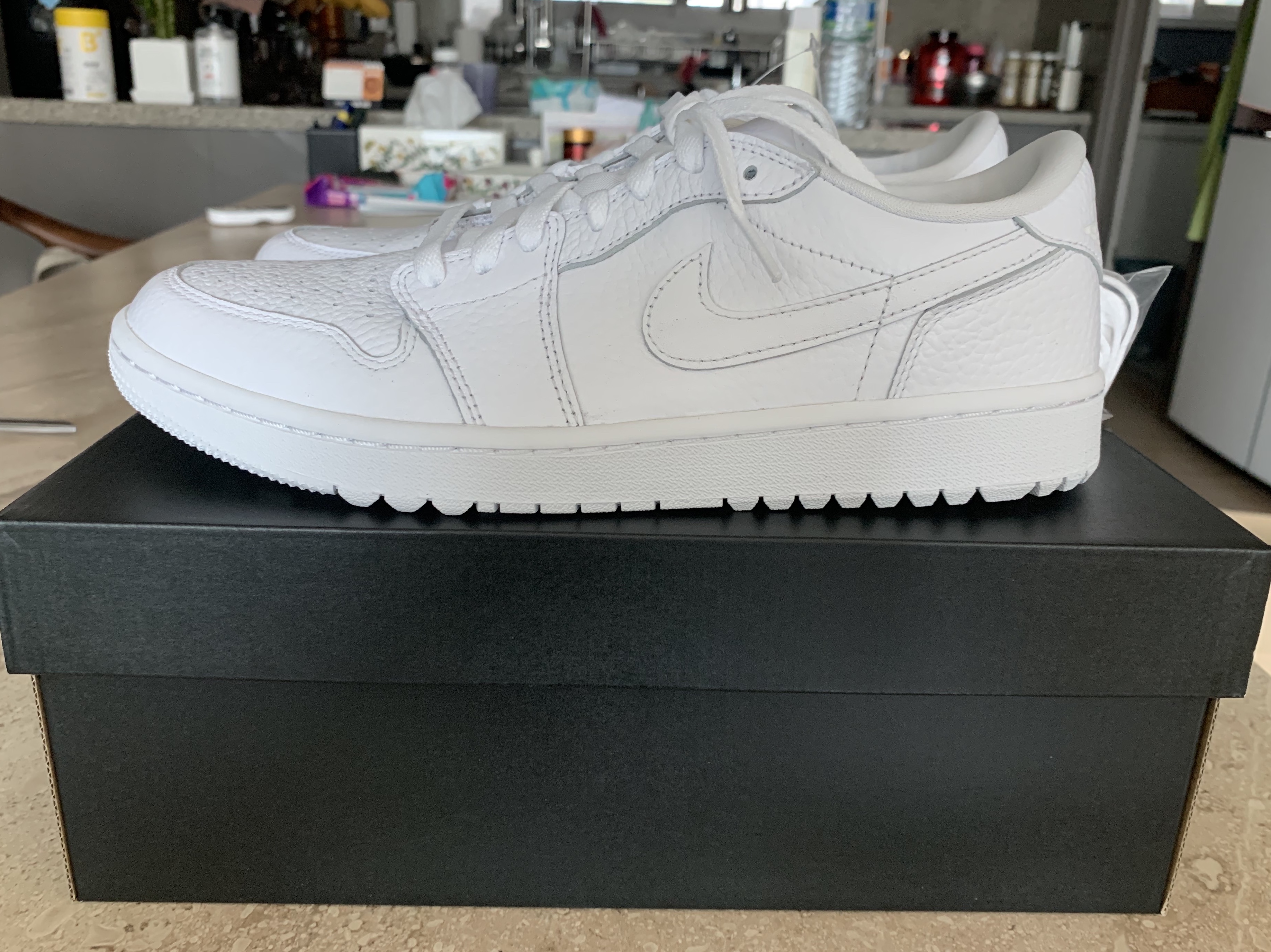 Jordan 1 Low Golf Triple White 착용 스타일