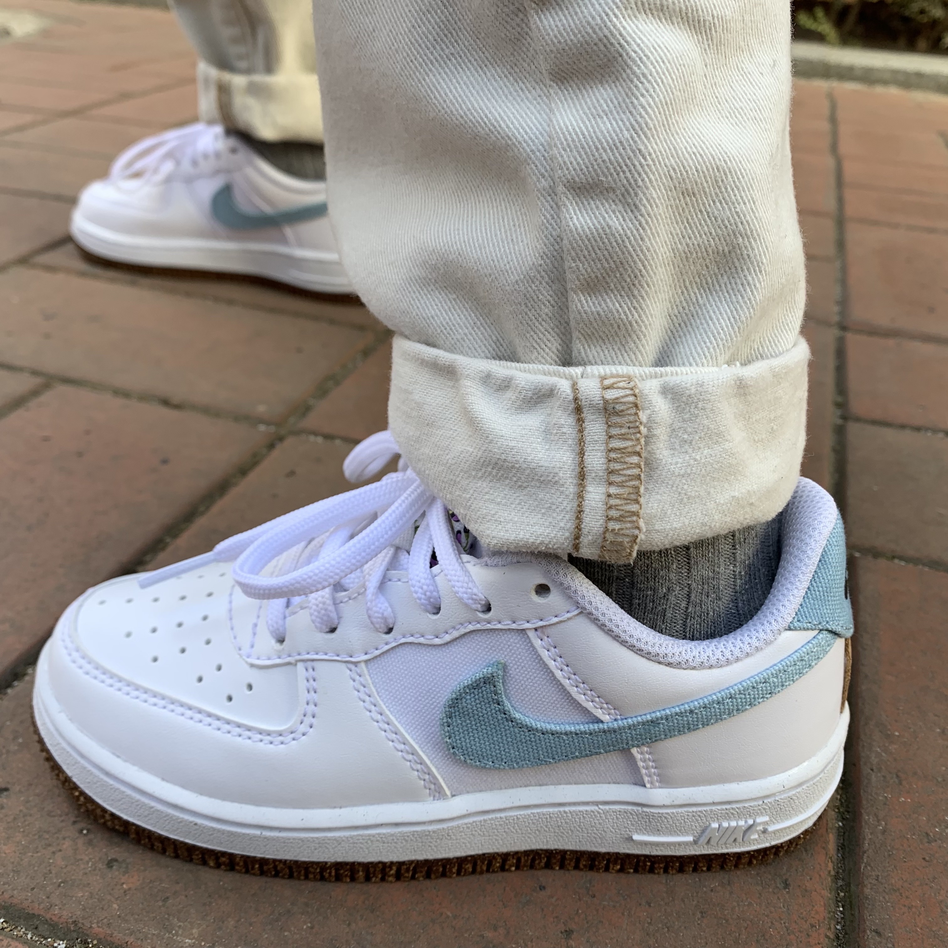 (PS) Nike Air Force 1 LV8 Indigo 착용 스타일