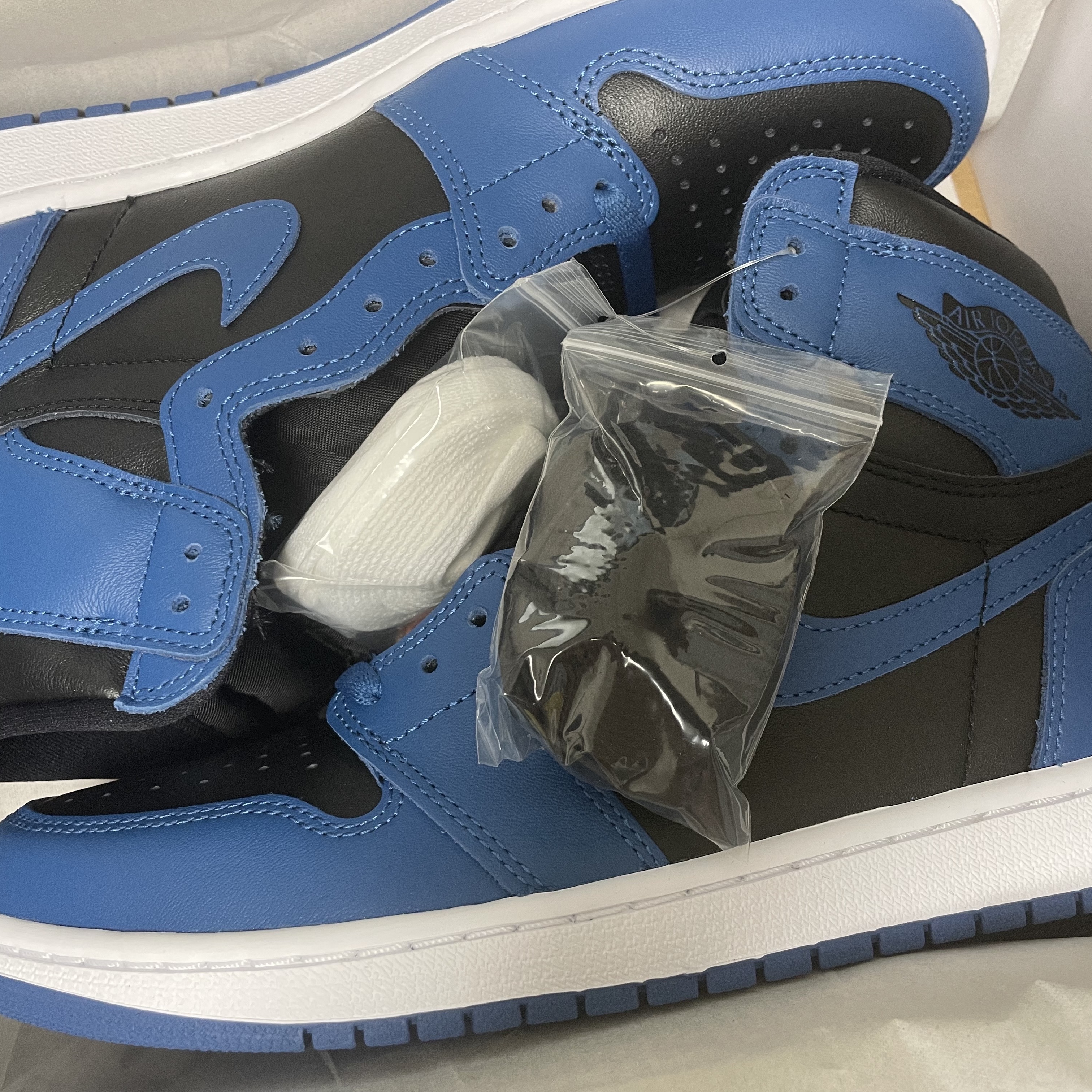 Jordan 1 Retro High OG Dark Marina Blue 착용 스타일