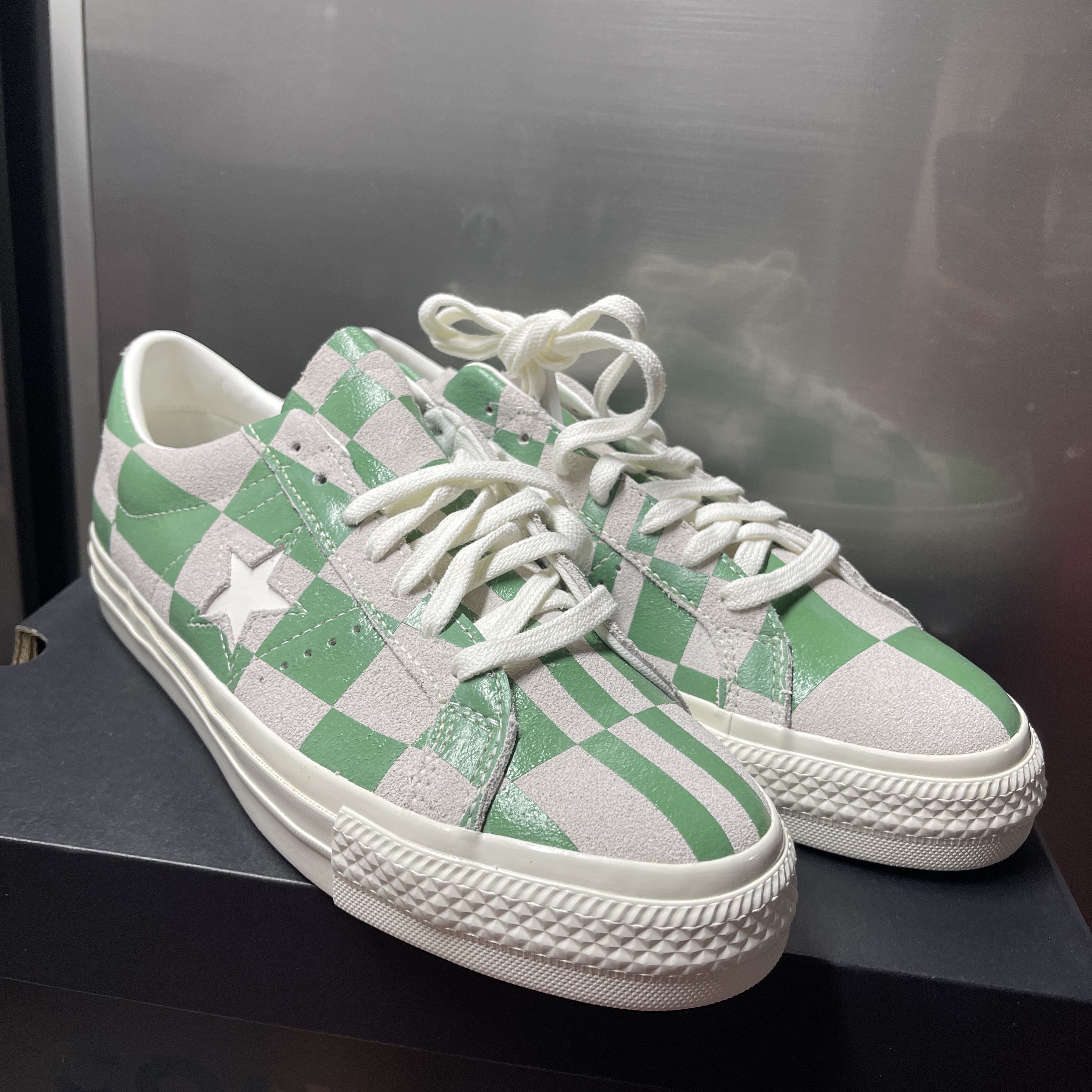 Converse One Star Ox Blocked White Medium Green 착용 스타일 - 2