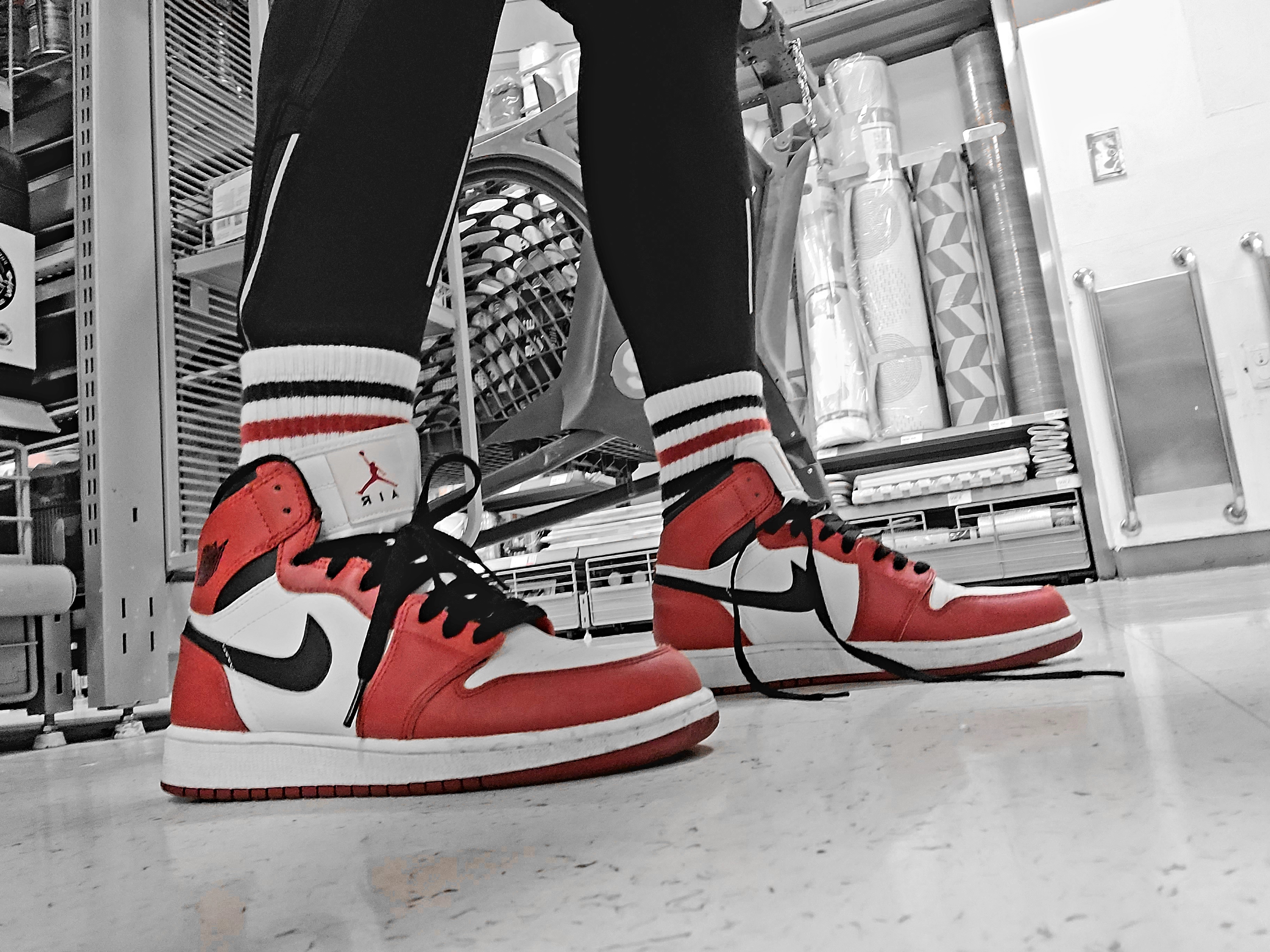 (GS) Jordan 1 Retro High OG Chicago 2013, Jordan 1 Low Golf Chicago 착용 스타일 - 1