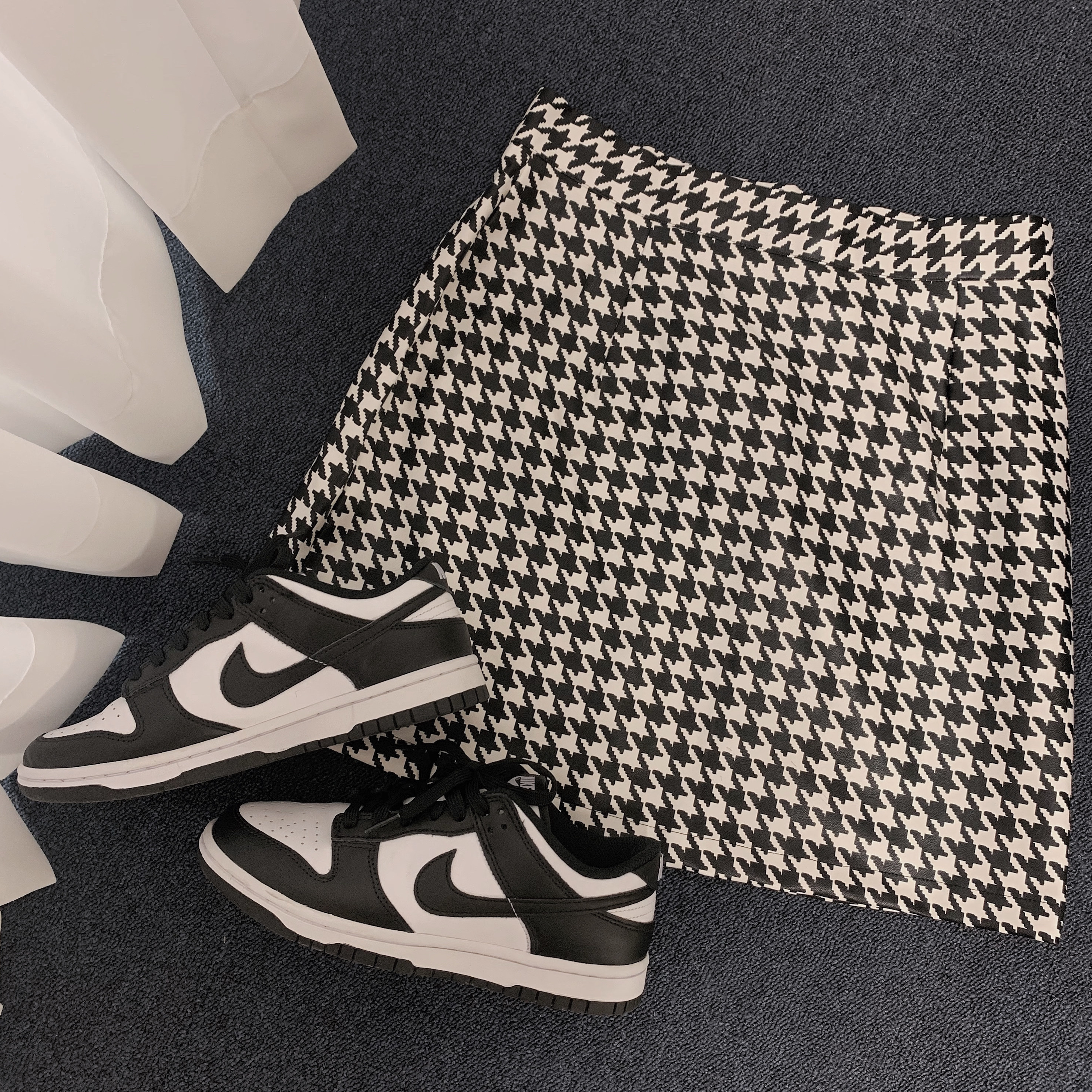(W) Nike Dunk Low Black 착용 스타일