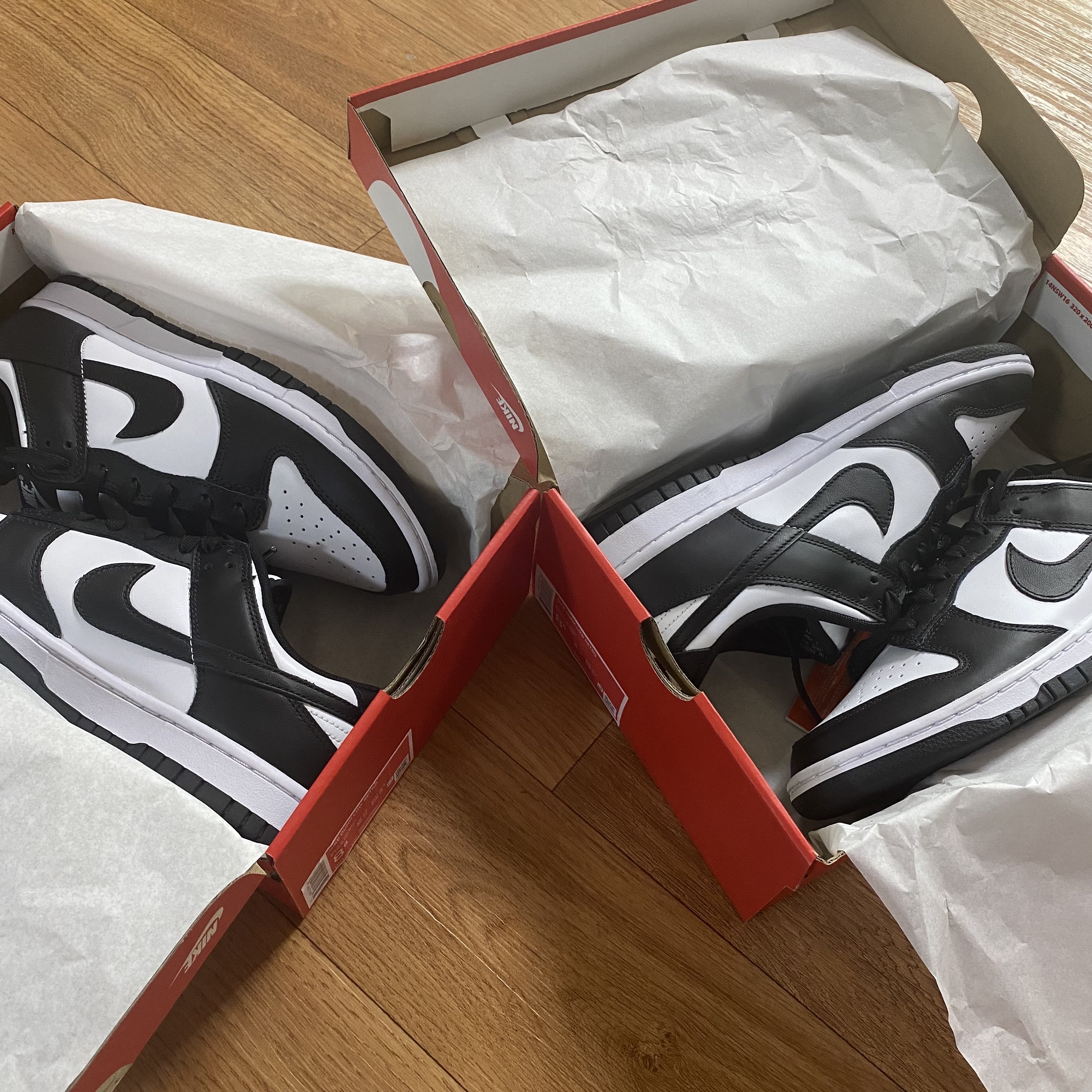Nike Dunk Low Retro Black 착용 스타일 - 2
