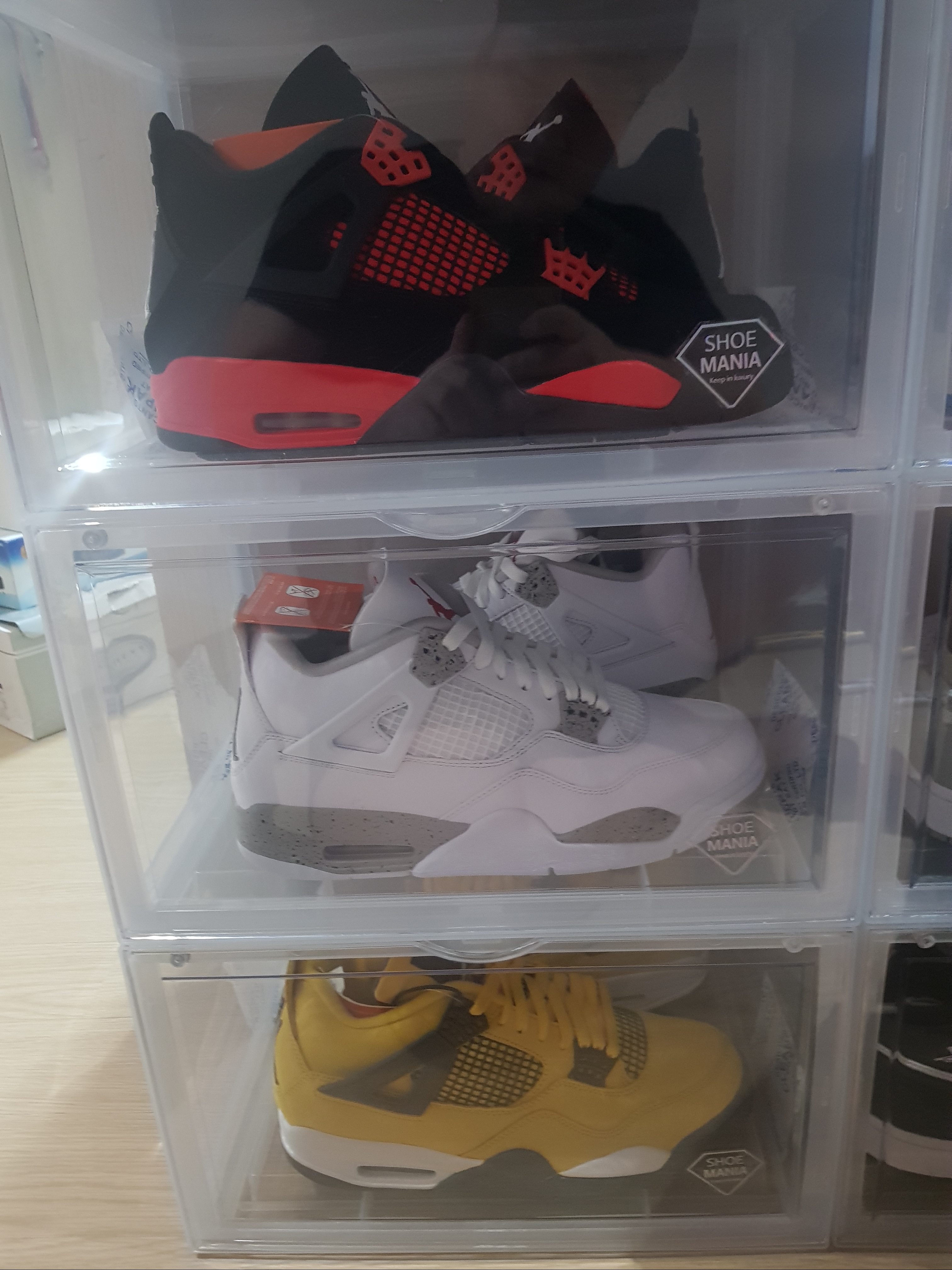 Jordan 4 Retro Crimson, Jordan 4 Retro Tour Yellow 착용 스타일 - 2