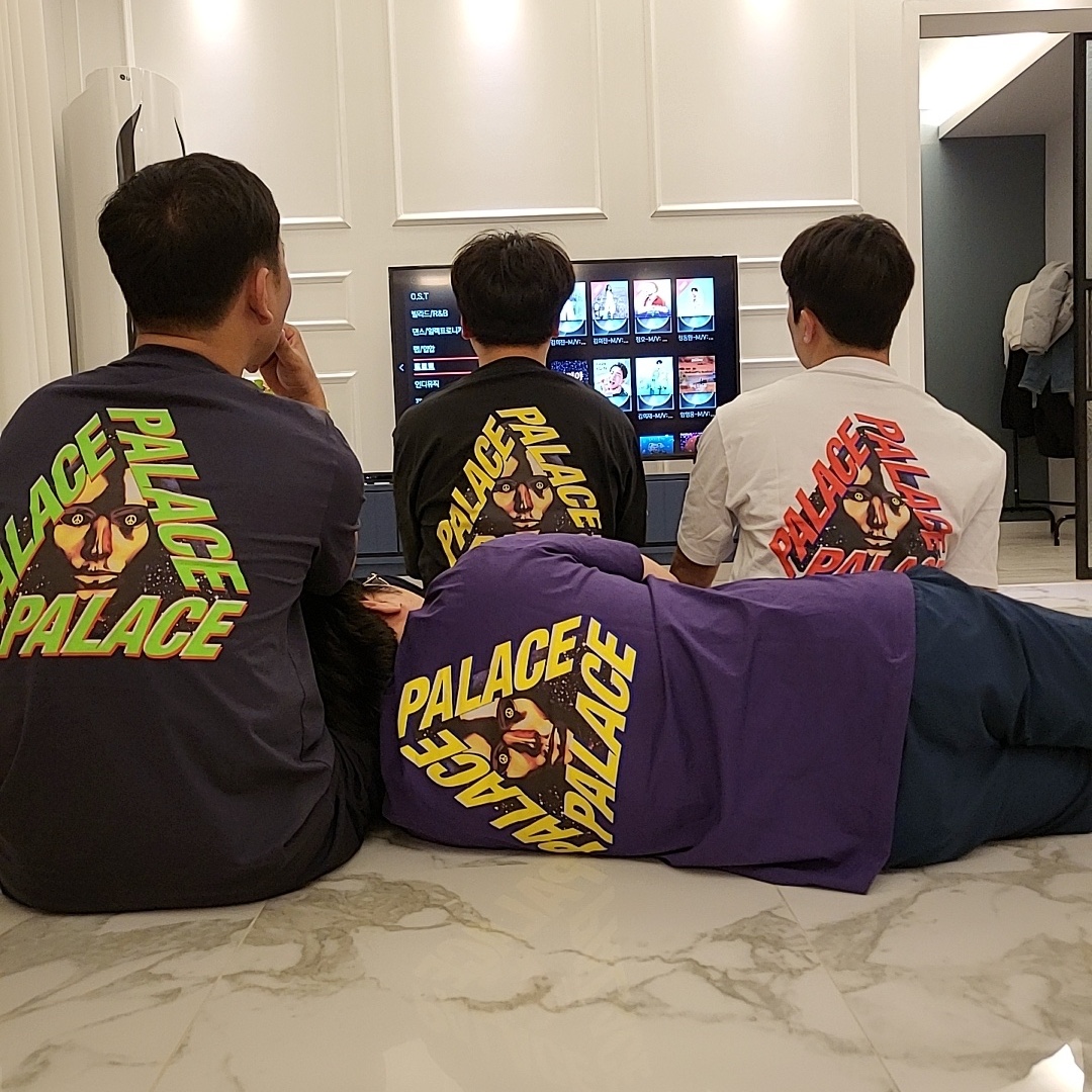 Palace G-Face T-Shirt White - 21FW, Palace G-Face T-Shirt Navy - 21FW 착용 스타일