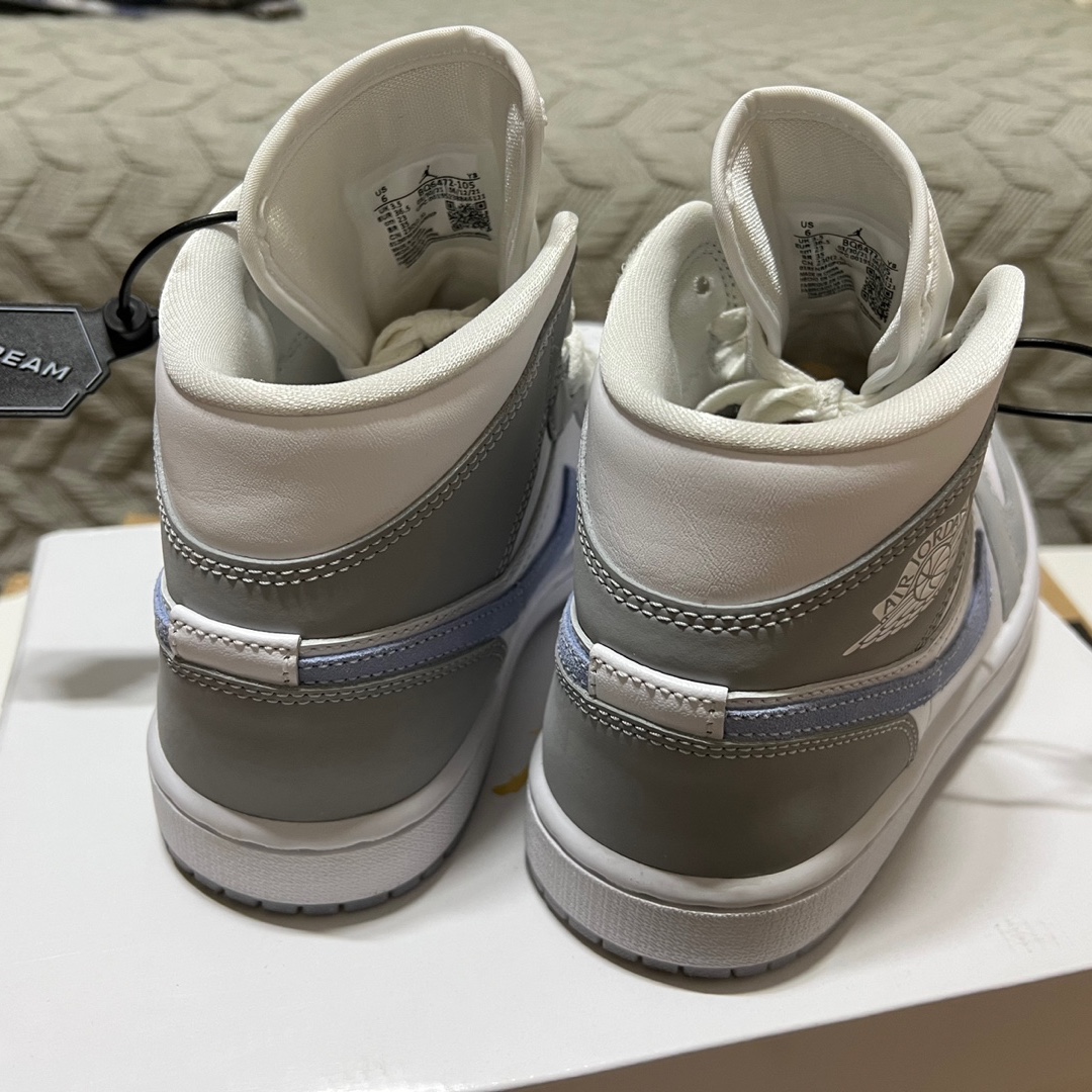 (W) Jordan 1 Mid Wolf Grey 착용 스타일 - 4