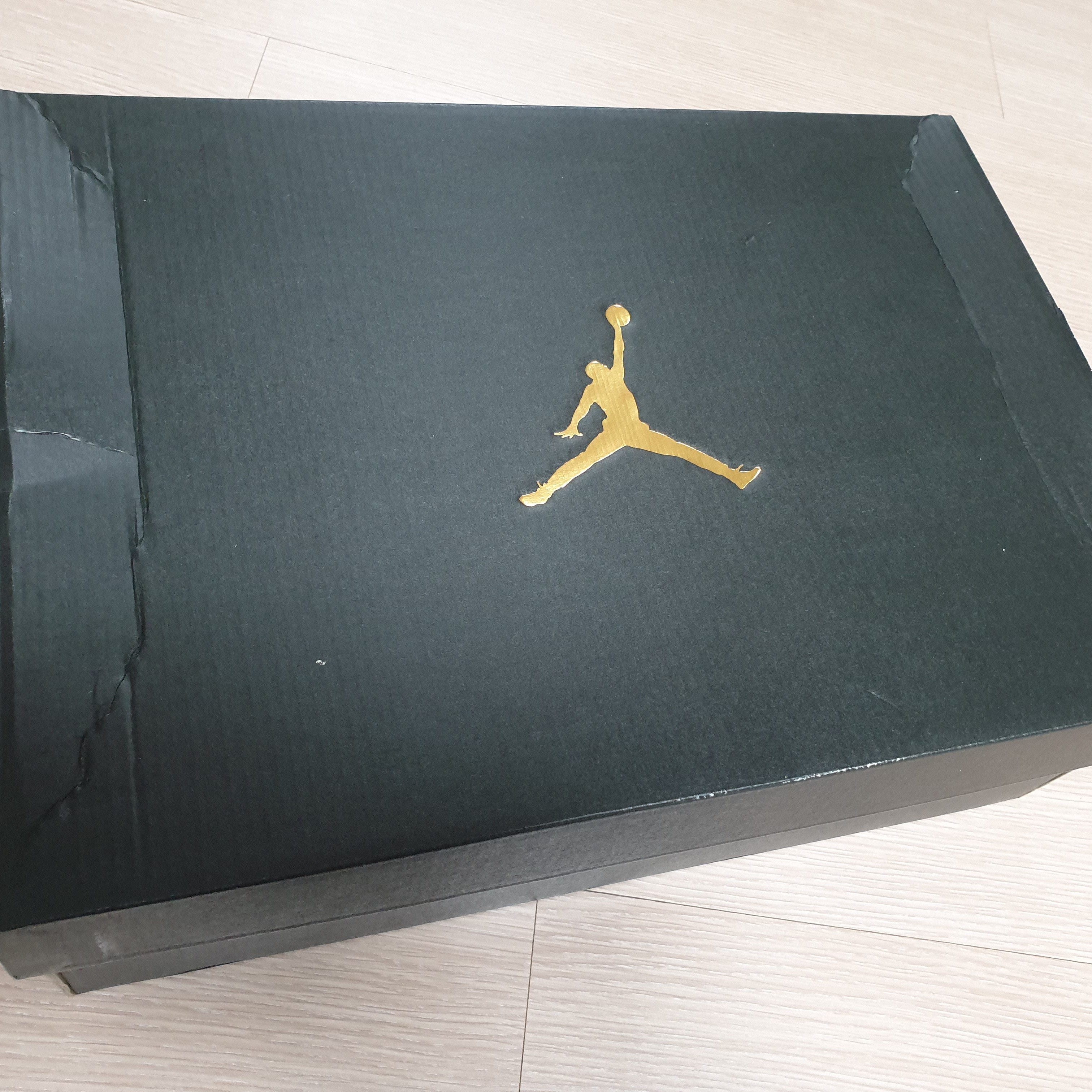 Jordan 1 Mid Light Smoke Grey Anthracite, Jordan 1 Mid Light Smoke Grey 착용 스타일 - 2