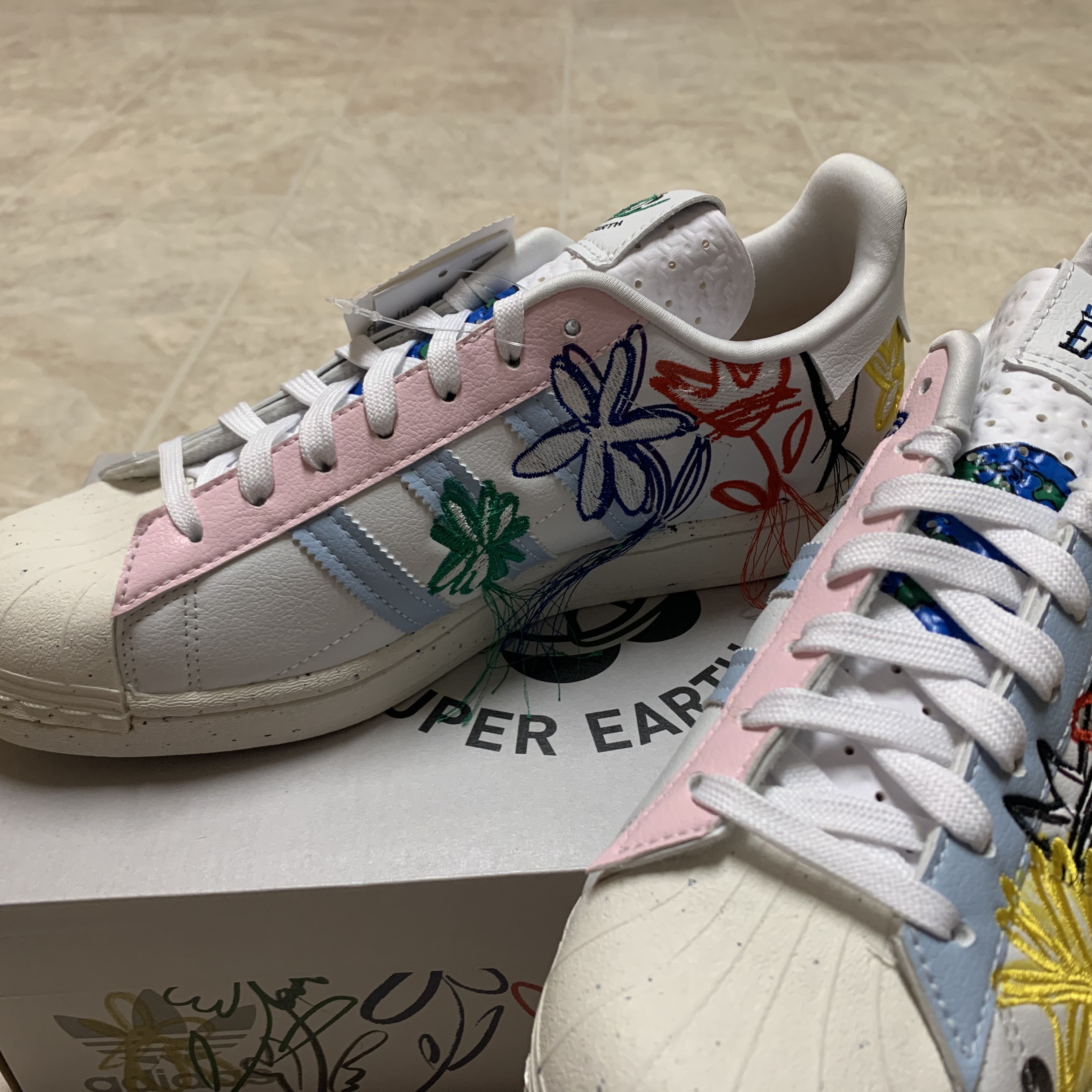 Adidas x Sean Wotherspoon Superstar Superearth 착용 스타일