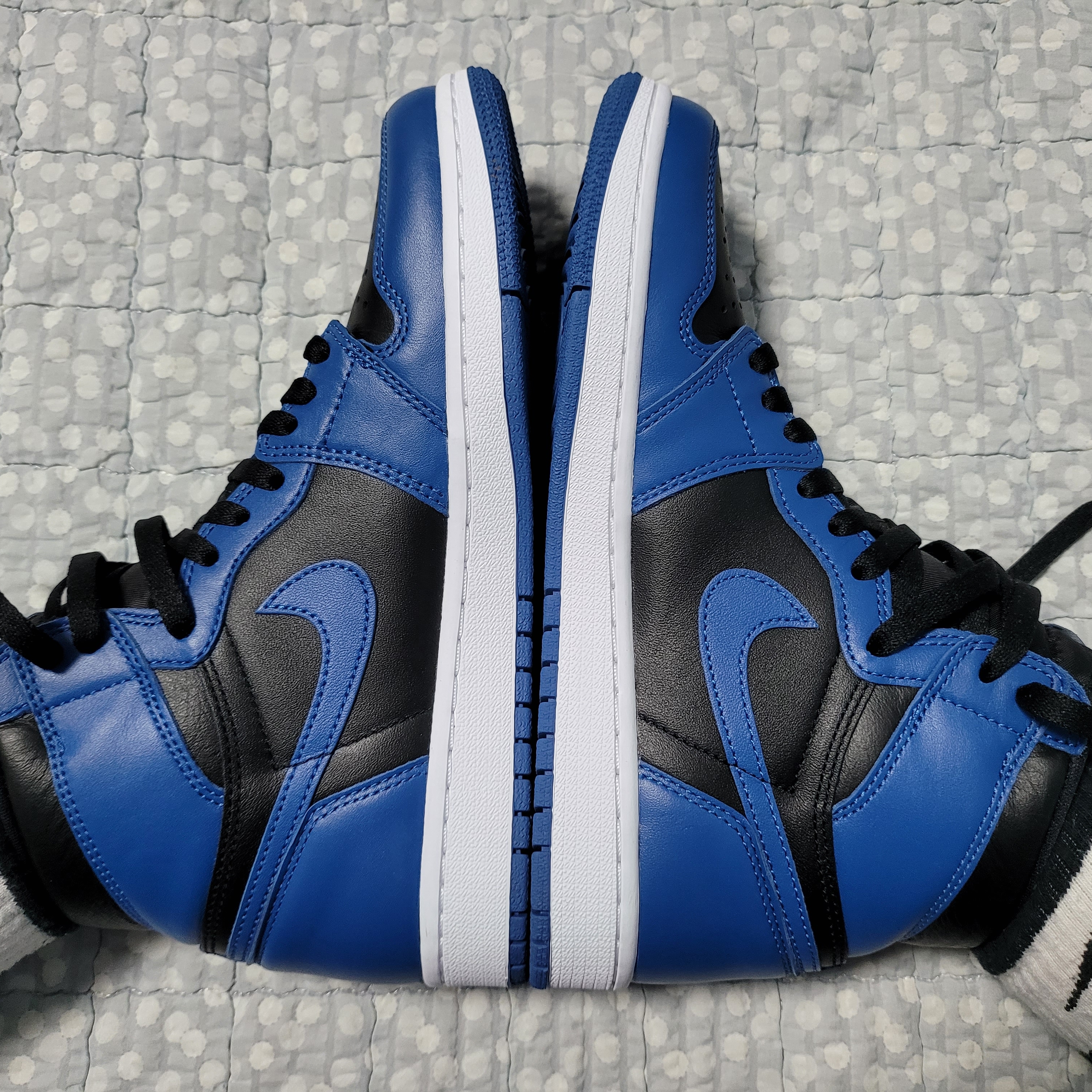 Jordan 1 Retro High OG Dark Marina Blue 착용 스타일 - 2