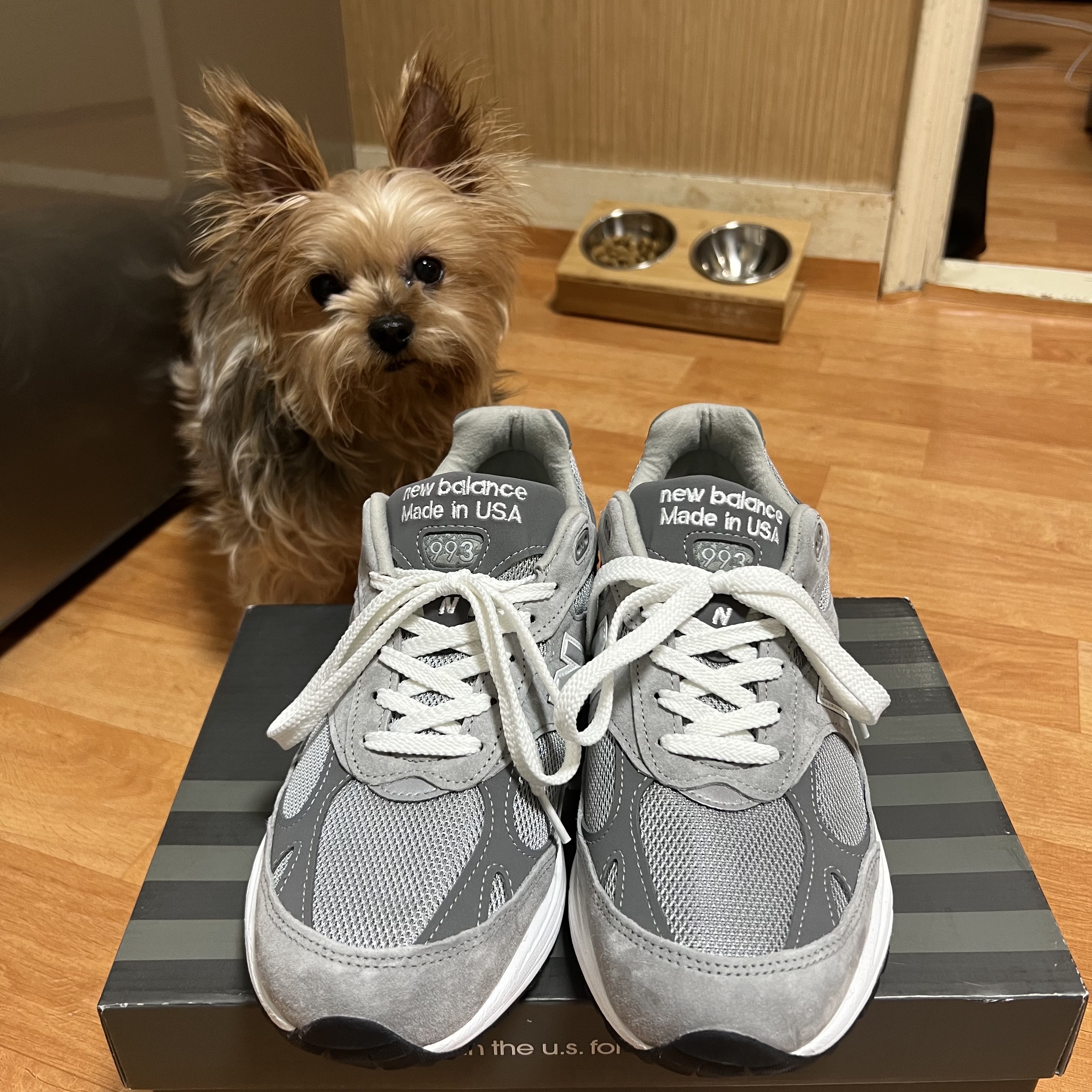 New Balance 993 Made in USA Grey - 2E Wide 착용 스타일 - 1