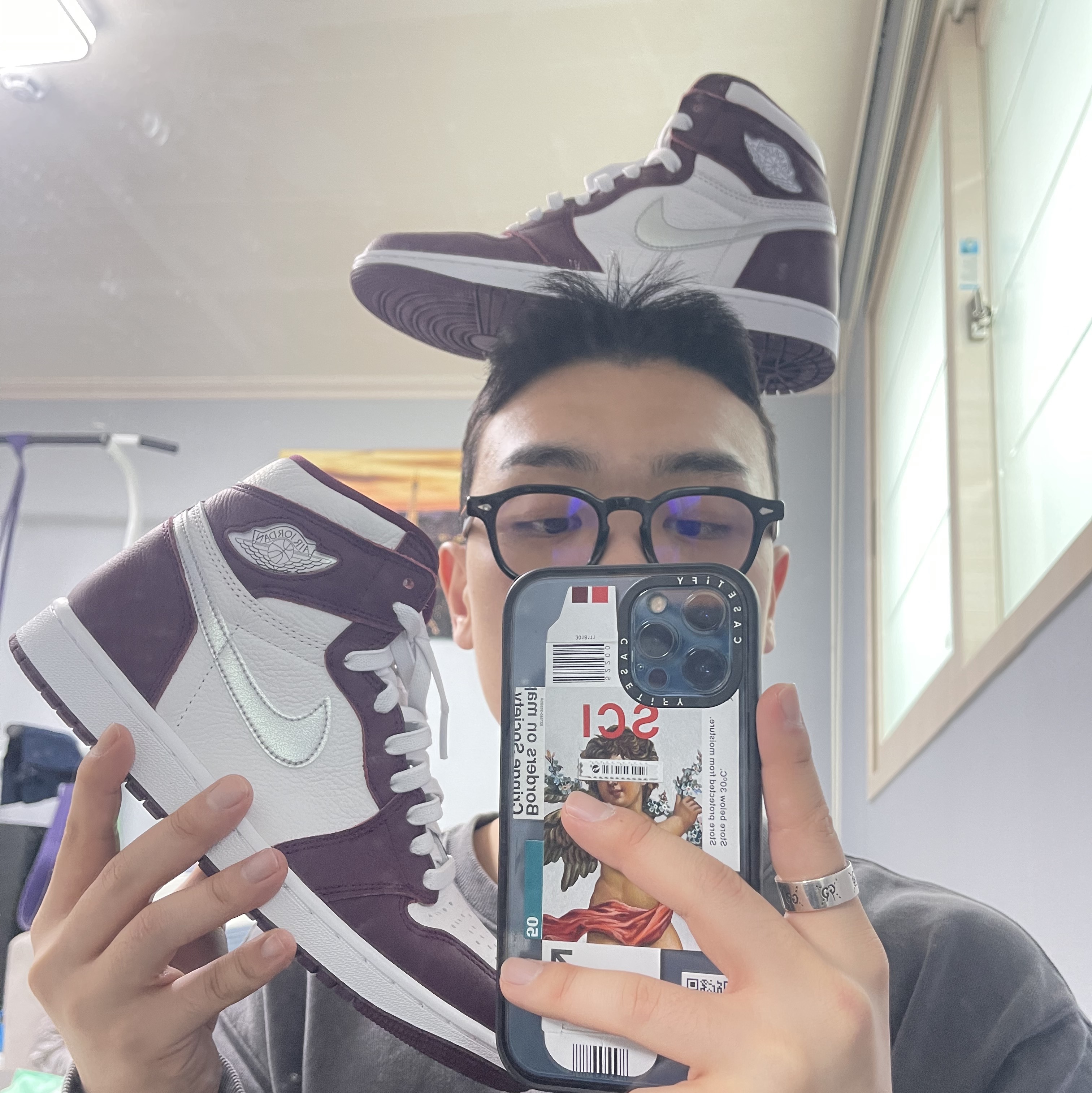 Jordan 1 Retro High OG Bordeaux 착용 스타일