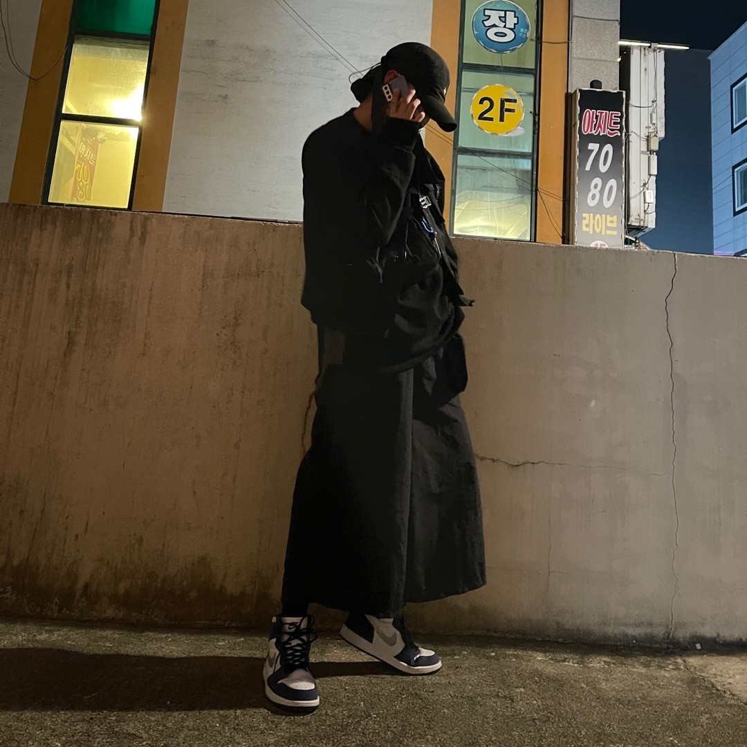 Jordan 1 Retro High OG CO.JP Midnight Navy 착용 스타일