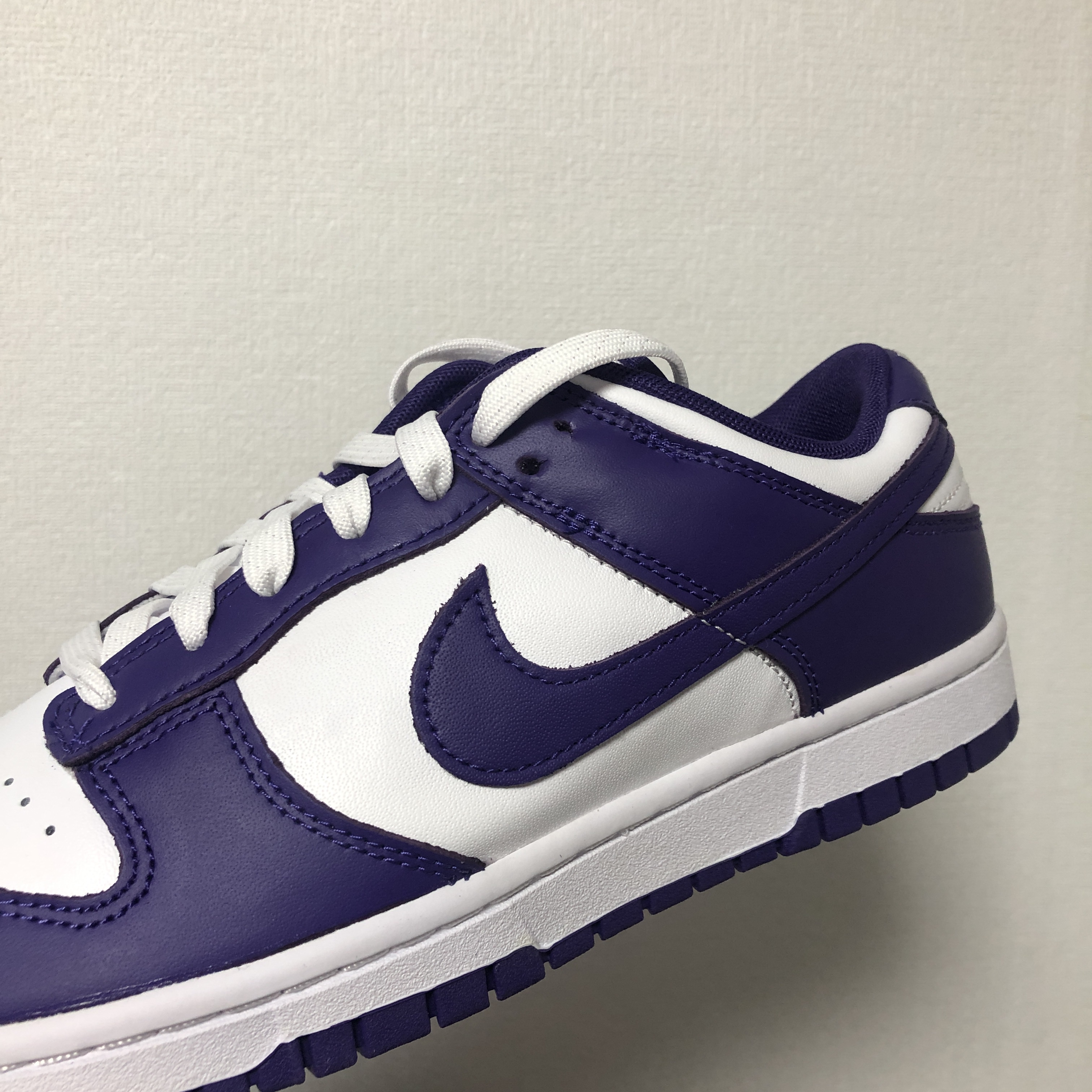 Nike Dunk Low Retro Championship Court Purple 착용 스타일 - 2