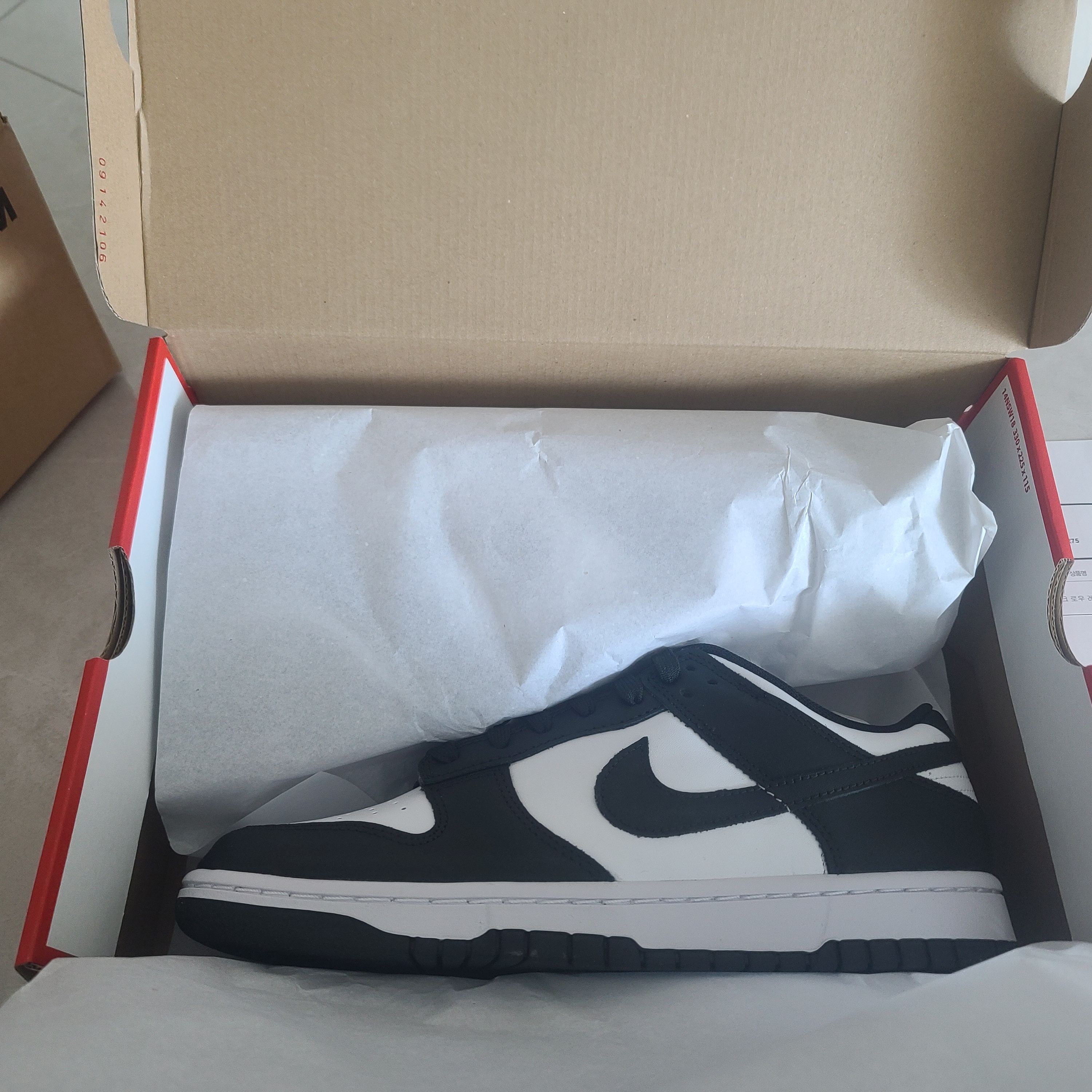 Nike Dunk Low Retro Black 착용 스타일