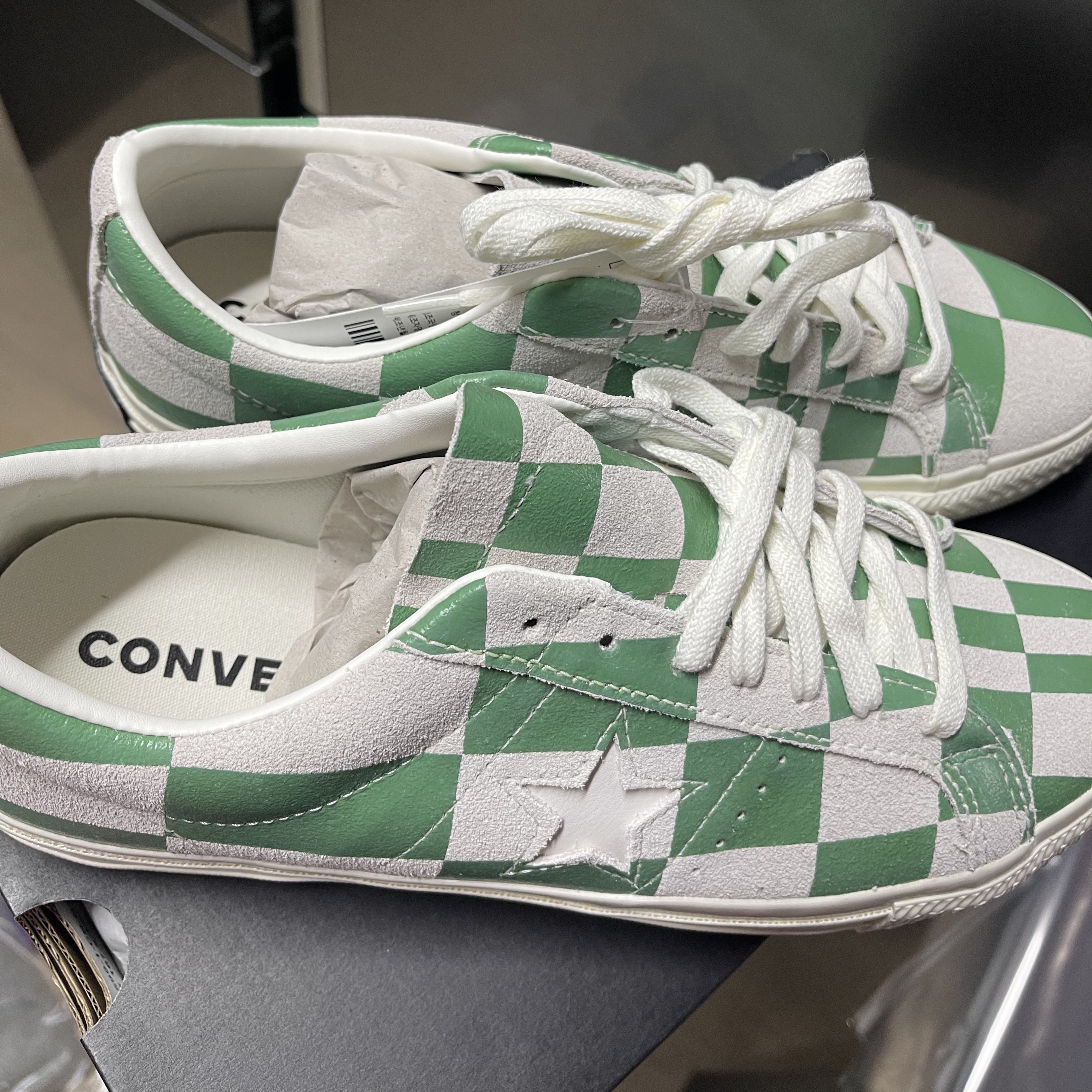 Converse One Star Ox Blocked White Medium Green 착용 스타일 - 3