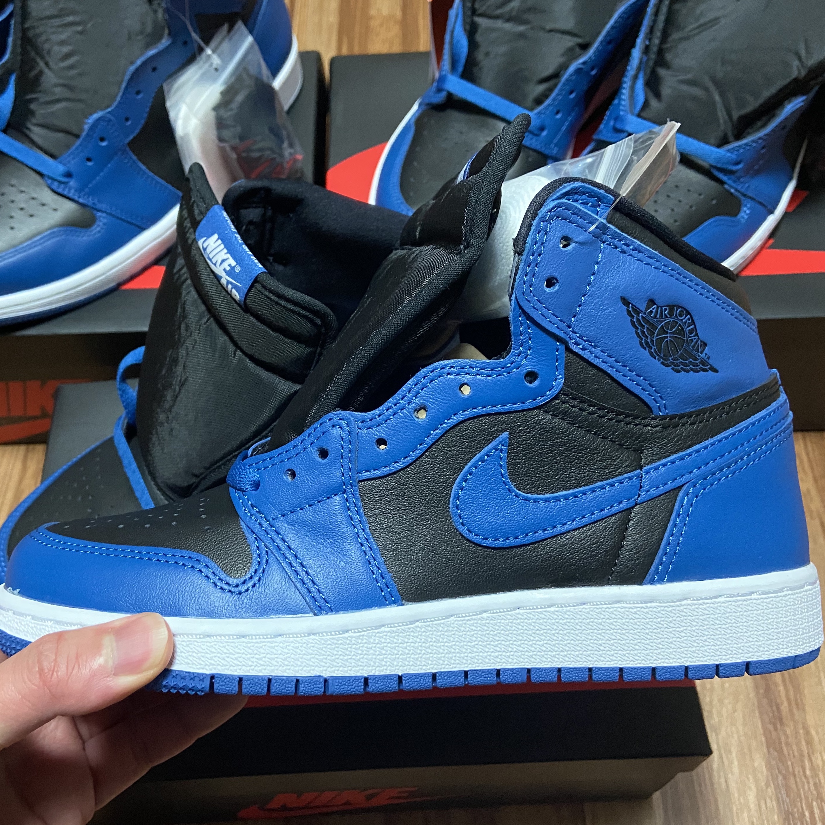 Jordan 1 Retro High OG Dark Marina Blue 착용 스타일