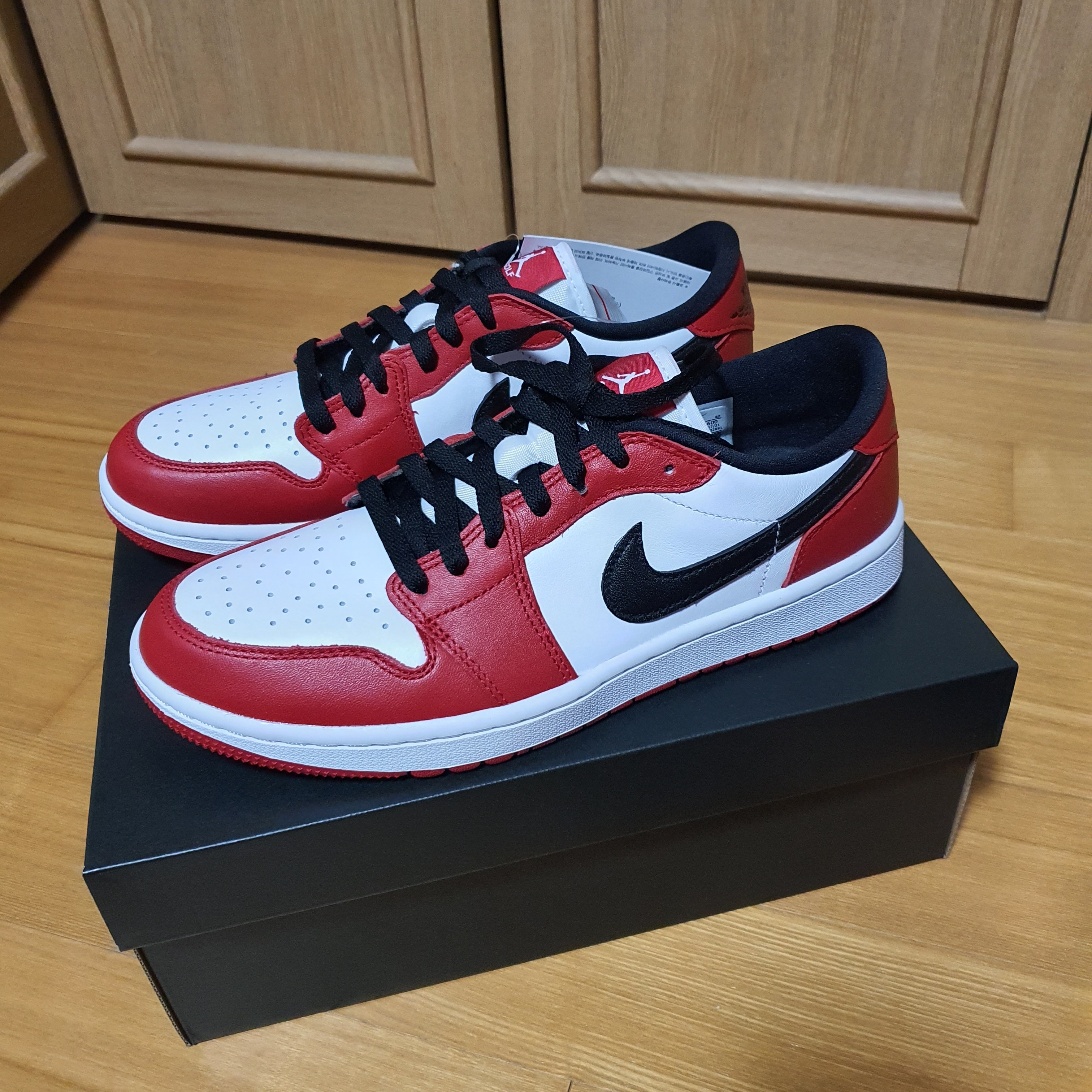 Jordan 1 Low Golf Chicago, Nike SB Dunk Low Pro Chicago 착용 스타일 - 1