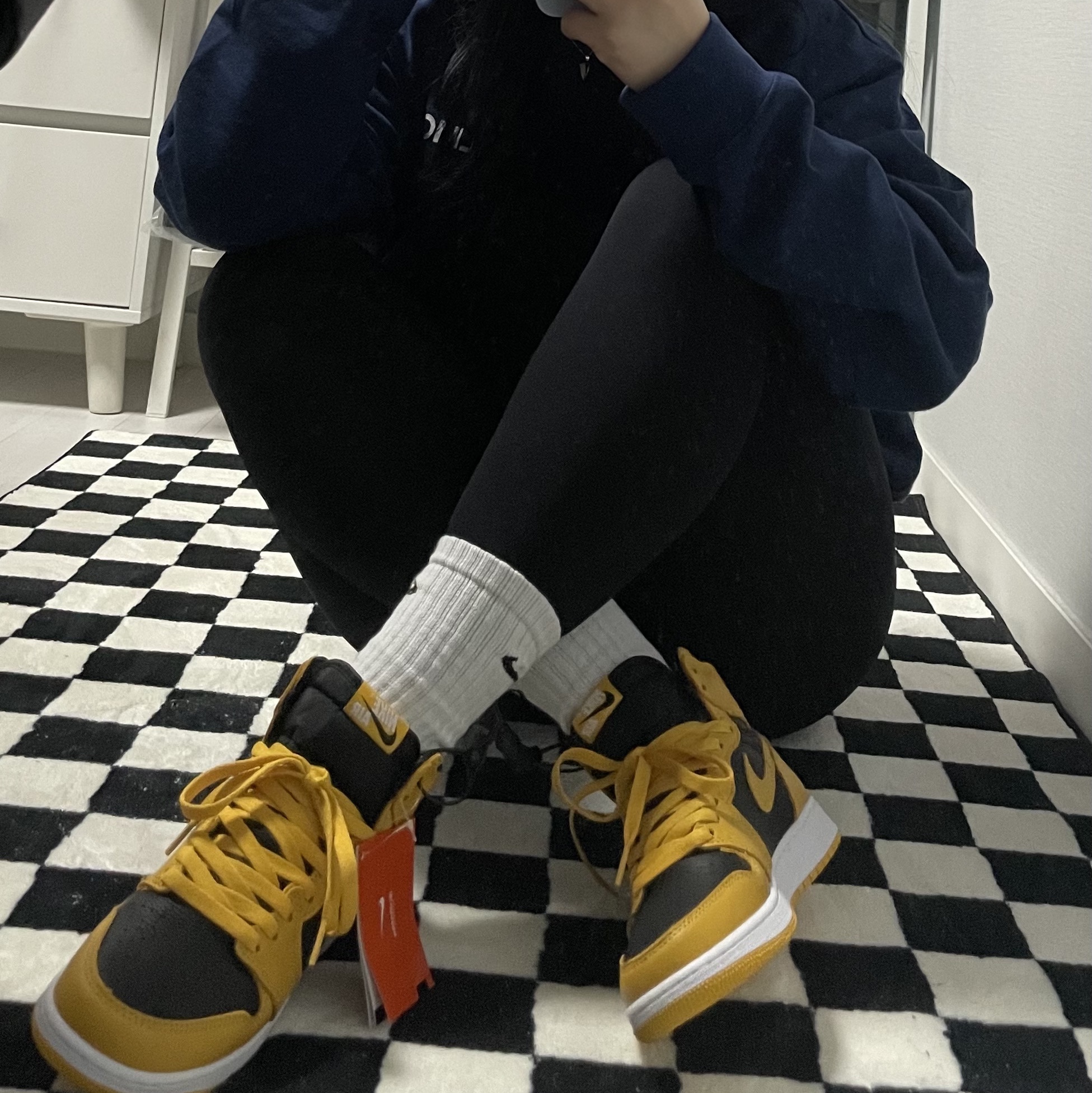 (GS) Jordan 1 Retro High OG Pollen 착용 스타일 - 1