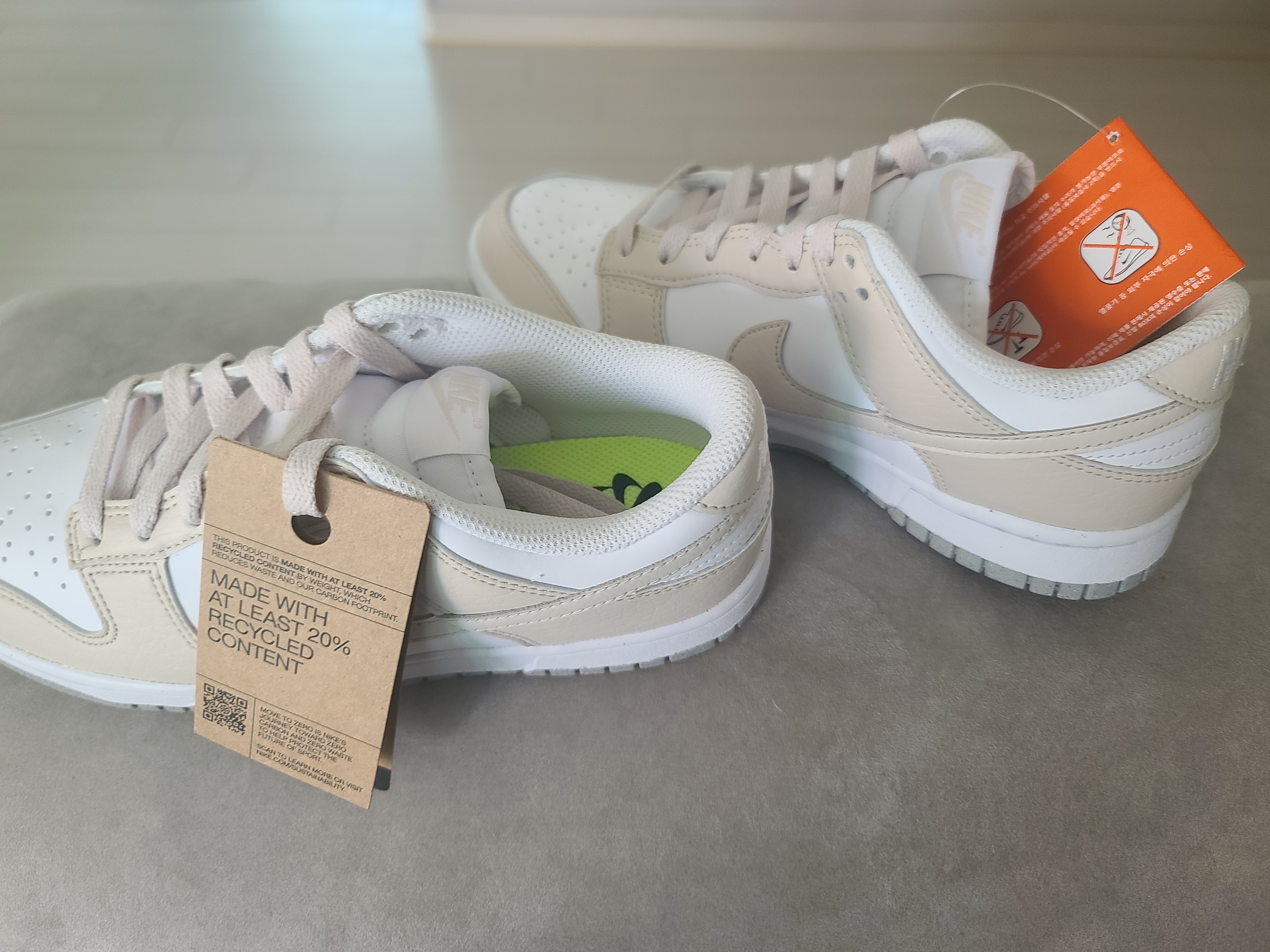 (W) Nike Dunk Low Next Nature Light Orewood Brown 착용 스타일